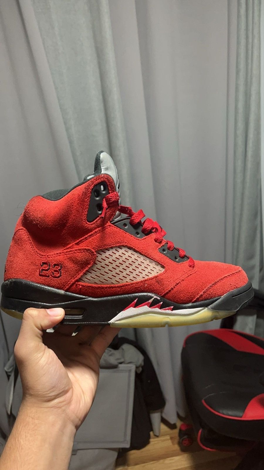 Jordan Brand JORDAN 5 RAGING BULL 😤 Size US 9 / EU 42 - 2 Thumbnail