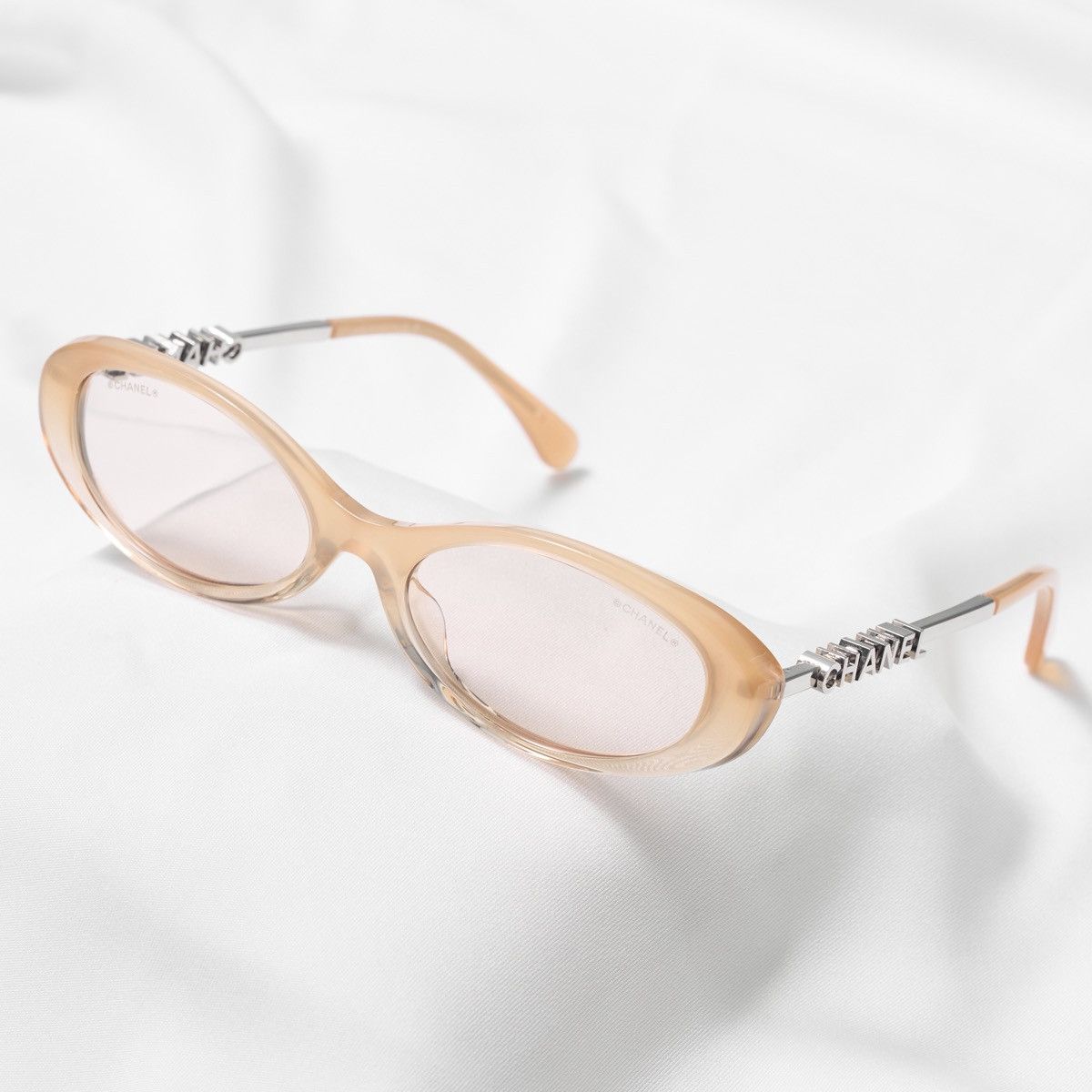 Chanel CHANEL 0CH5565 1831S7 SUNGLASSES Size ONE SIZE - 2 Thumbnail
