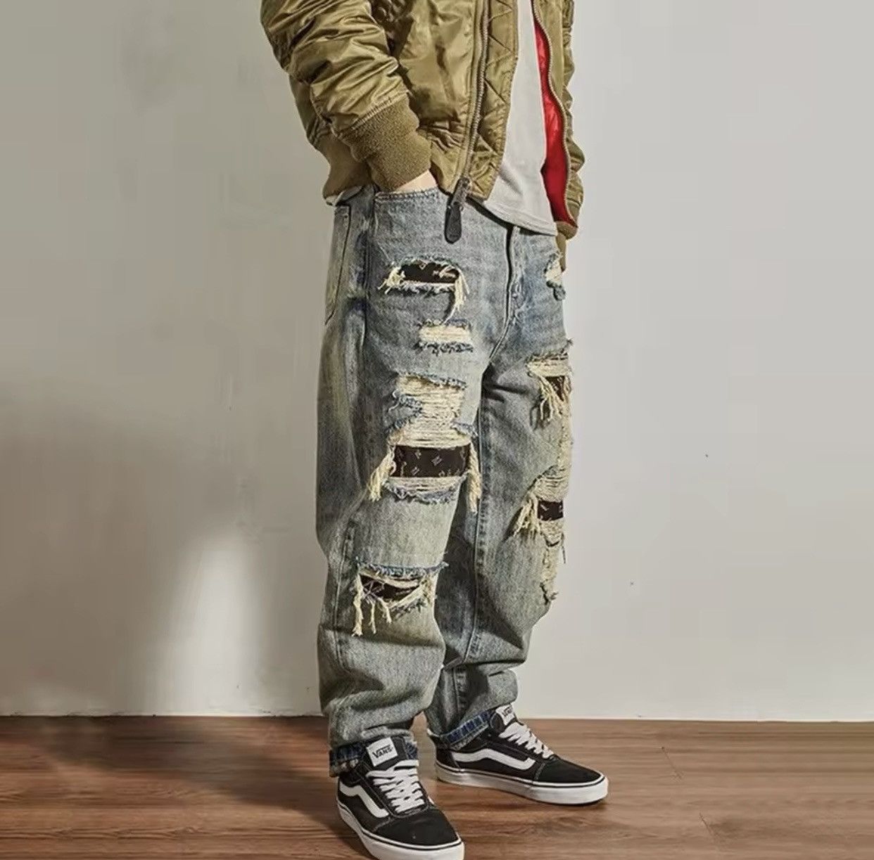 Denime × Vintage Mens Jeans Ripped Casual Pants Size US 32 / EU 48 - 1 Thumbnail