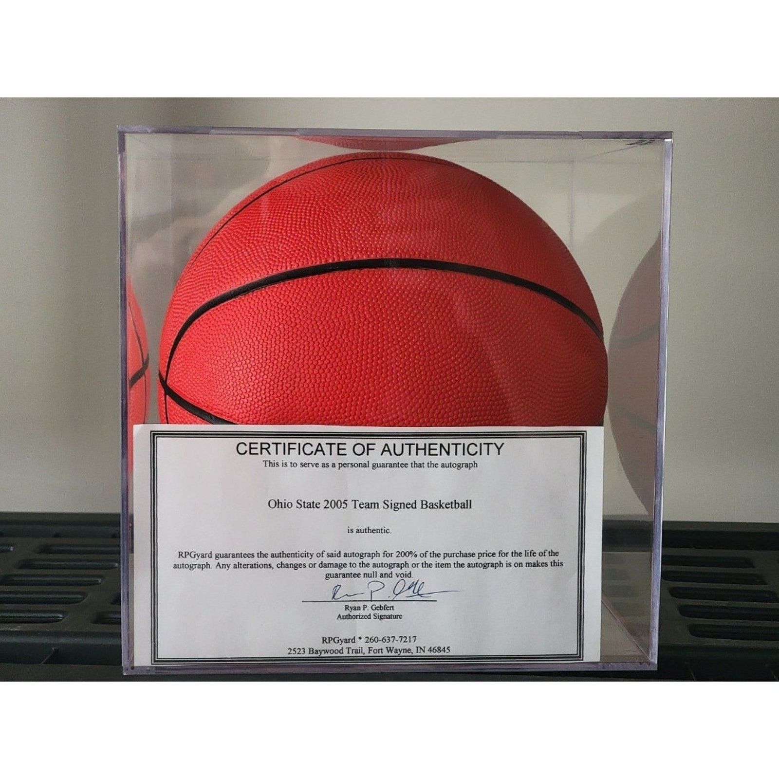 NCAA 2006 Big Ten Champs Ohio State Buckeyes Team Autographed Size ONE SIZE - 4 Thumbnail