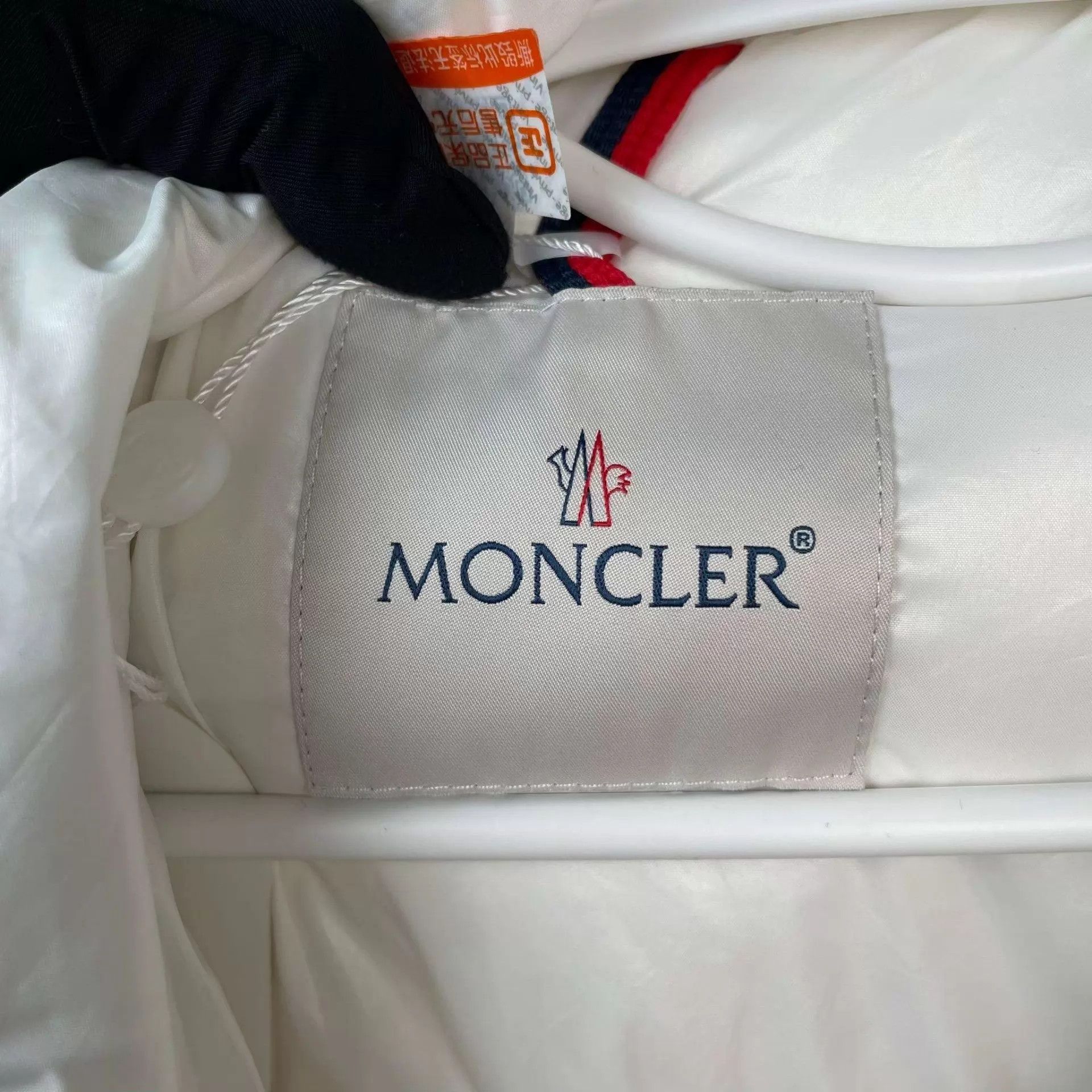 Moncler Moncler 95 New White Women's 0 Down Jacket Size XS / US 0-2 / IT 36-38 - 8 Thumbnail
