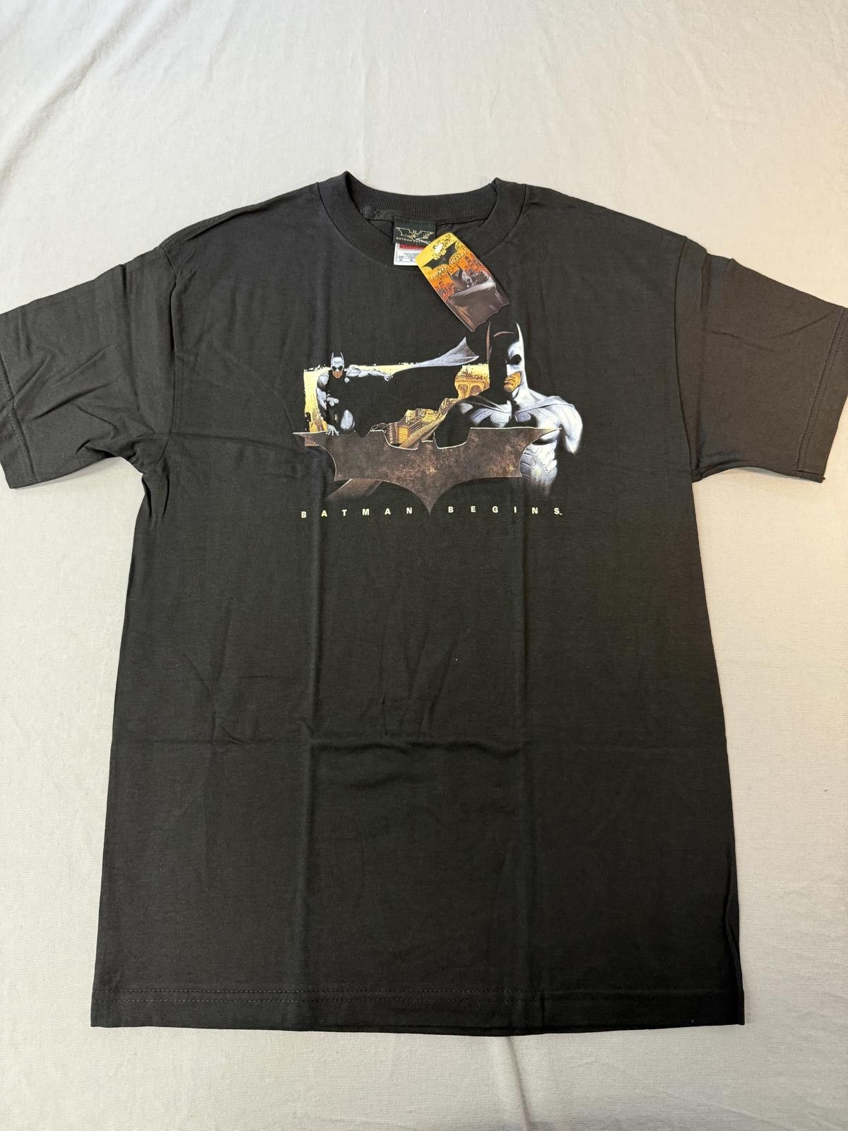 Designer Batman Begins Movie Promo- Comic Art 2005 Tee - M Size US M / EU 48-50 / 2 - 1 Thumbnail