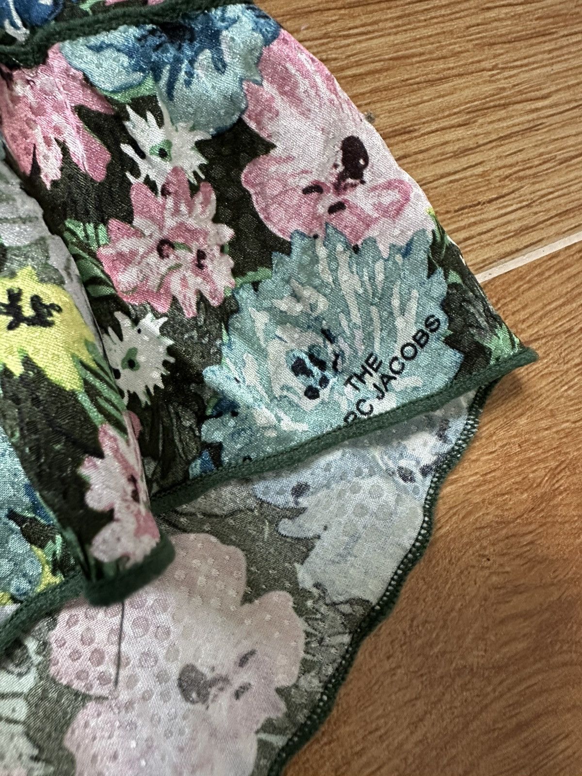 Marc Jacobs Marc Jacobs Green Floral Silk The 40s Skirt Size 25" / US 0 / IT 36 - 12 Thumbnail