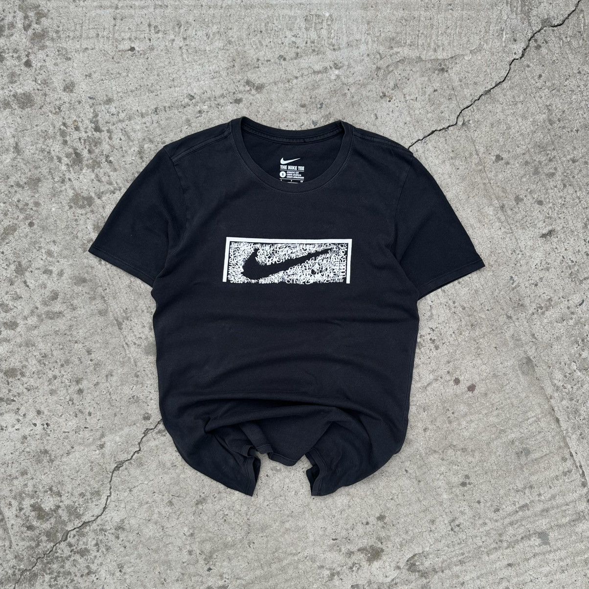 Nike Vintage Japanese Style Nike T-shirts Big Logo SK8 Size S Y2K Size US S / EU 44-46 / 1 - 2 Thumbnail