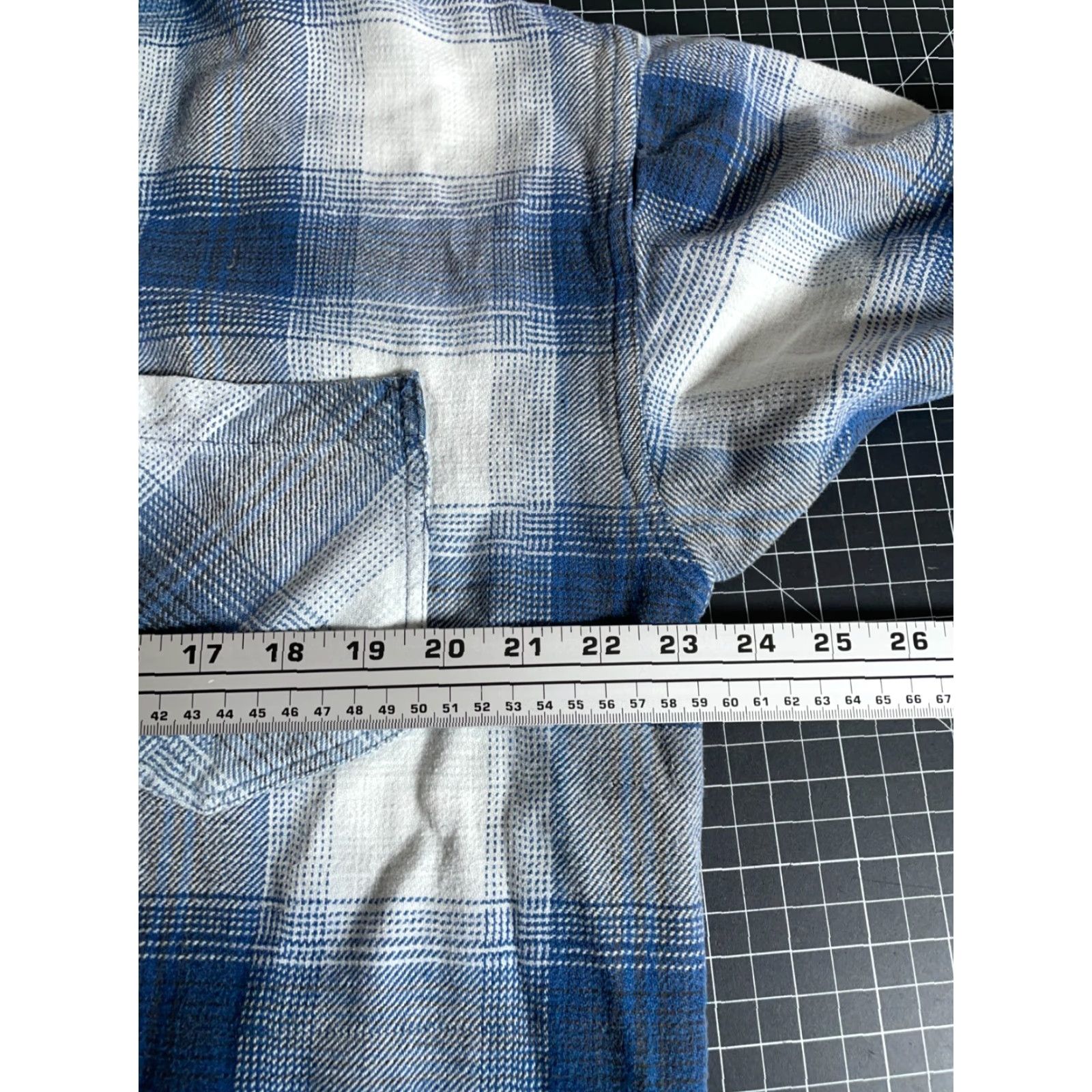 Vintage VINTAGE Stefano Man 1/4 Zip Flannel Shirt Mens XL Blue Shadow Plaid Denim Collar Size US XL / EU 56 / 4 - 5 Thumbnail