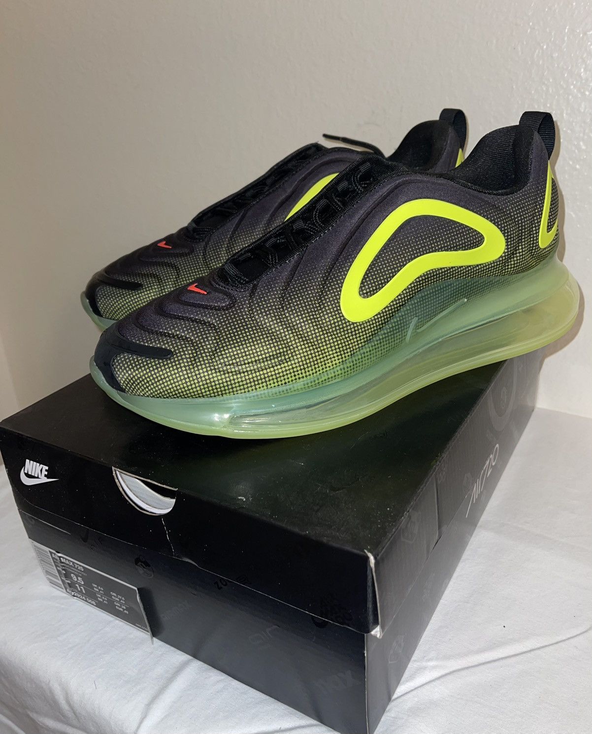 Nike Nike Air Max 720 - Retro Future - Sz 9.5 - New DS Size US 9.5 / EU 42-43 - 1 Thumbnail