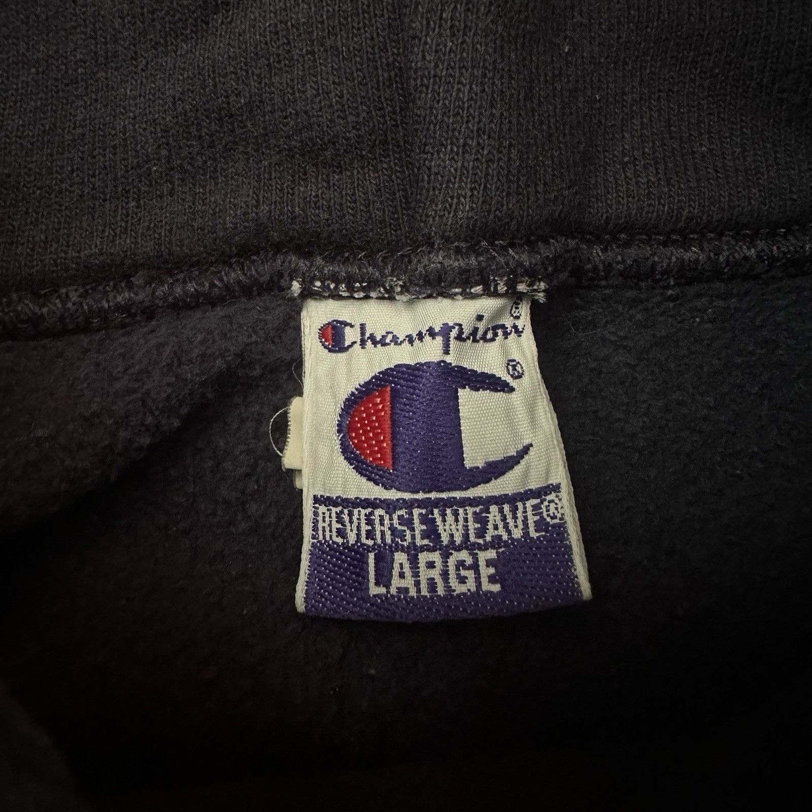 Champion VTG 90'S CHAMPION REVERSE WEAVE NAVY BLUE PULLOVER HOODIE SW Size US L / EU 52-54 / 3 - 3 Thumbnail