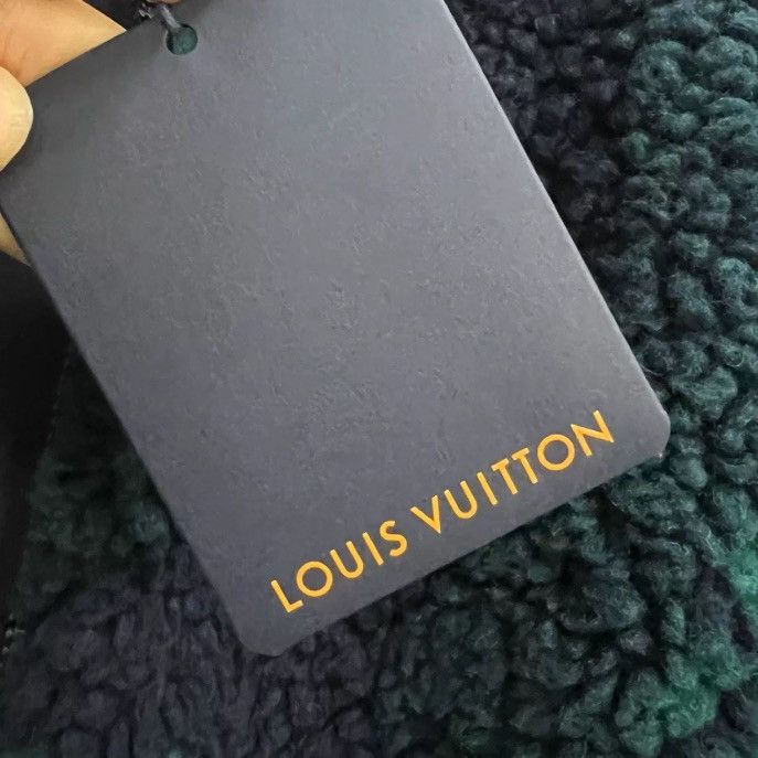 Louis Vuitton Louis Vuitton LV tie dye p fleece jacket 2412-Nextarrow Size US S / EU 44-46 / 1 - 3 Thumbnail