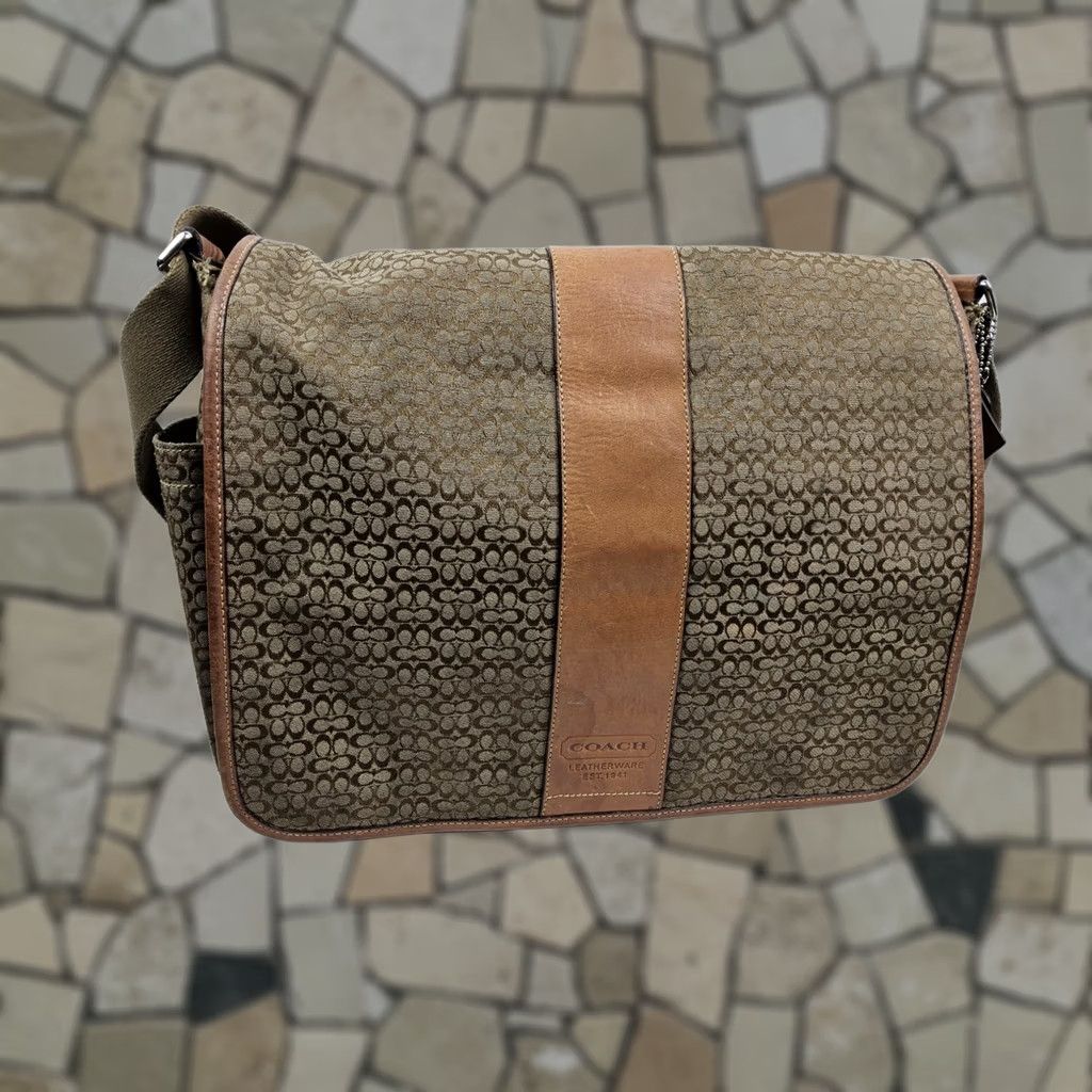 Coach Coach Signature Hudson Commuter Messenger Bag Large Brown Canvas Leather-Look Travel Case Size ONE SIZE - 1 Thumbnail