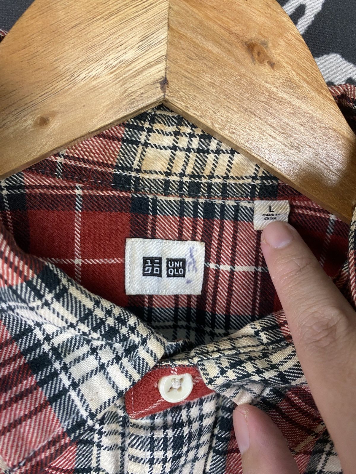 Uniqlo Uniqlo Button Up Flannel Size US L / EU 52-54 / 3 - 3 Thumbnail