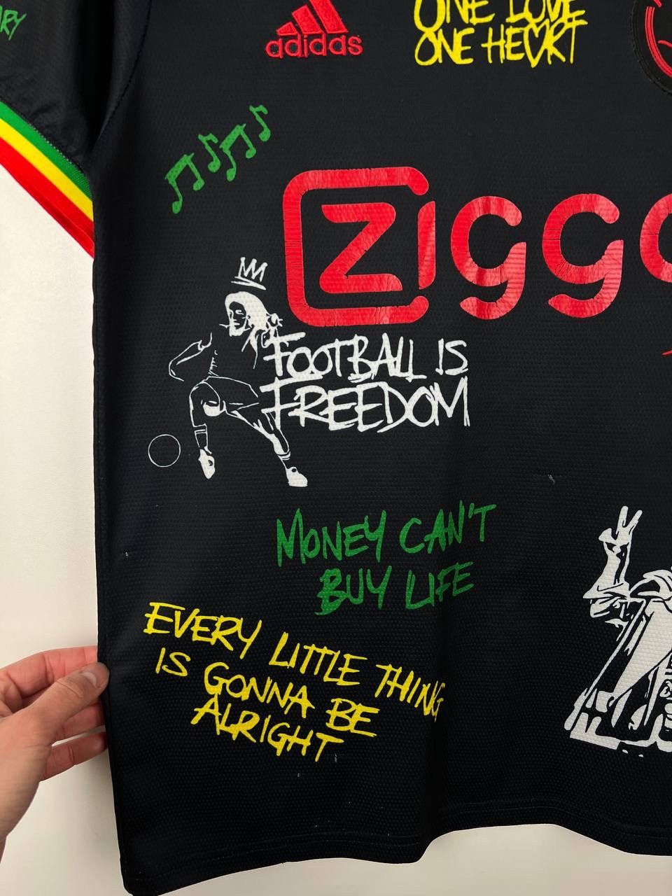 Vintage Ajax Adidas Bob Marley replica t-shirts size S Size US S / EU 44-46 / 1 - 7 Thumbnail
