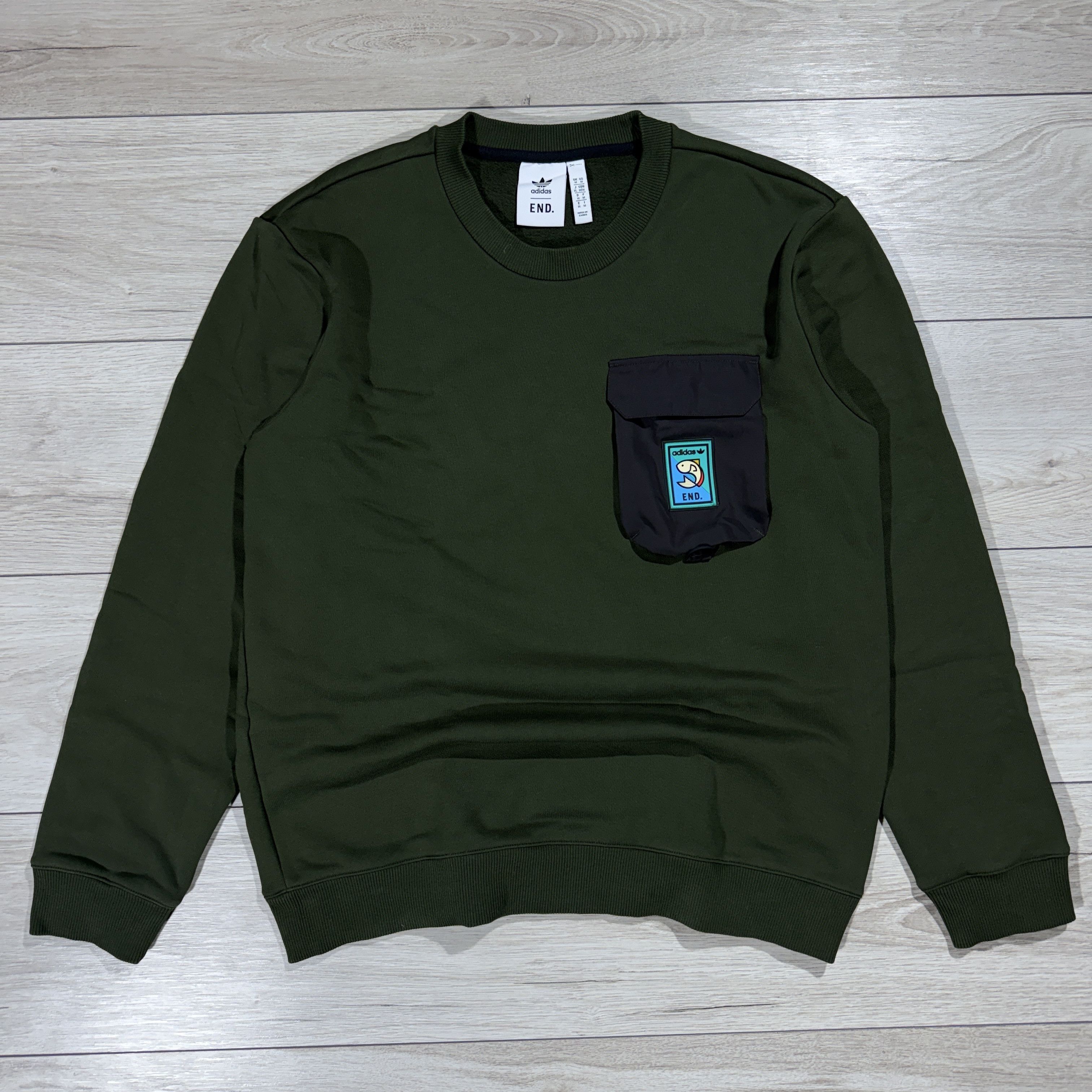Adidas × END. Adidas x END. Khaki Utility Pocket Sweatshirt Size M Size US M / EU 48-50 / 2 - 2 Thumbnail