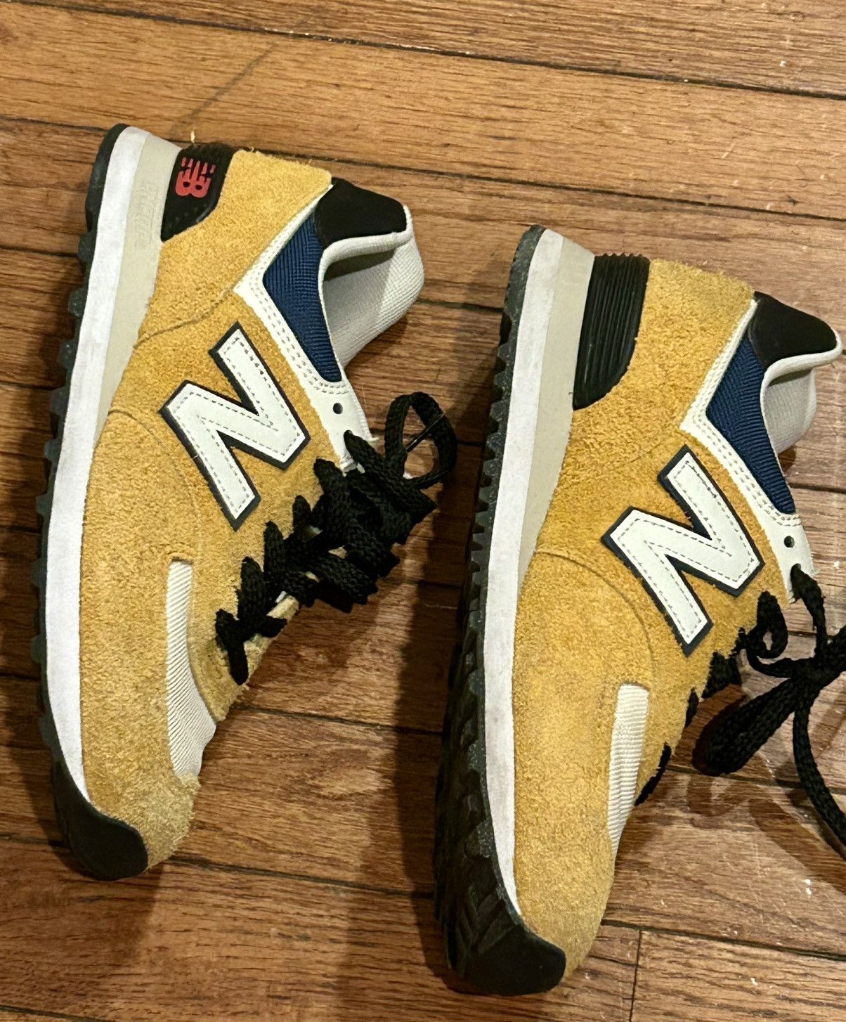 New Balance NEW BALANCE 574 ATHLETIC SHOES Size US 8 / EU 41 - 5 Thumbnail