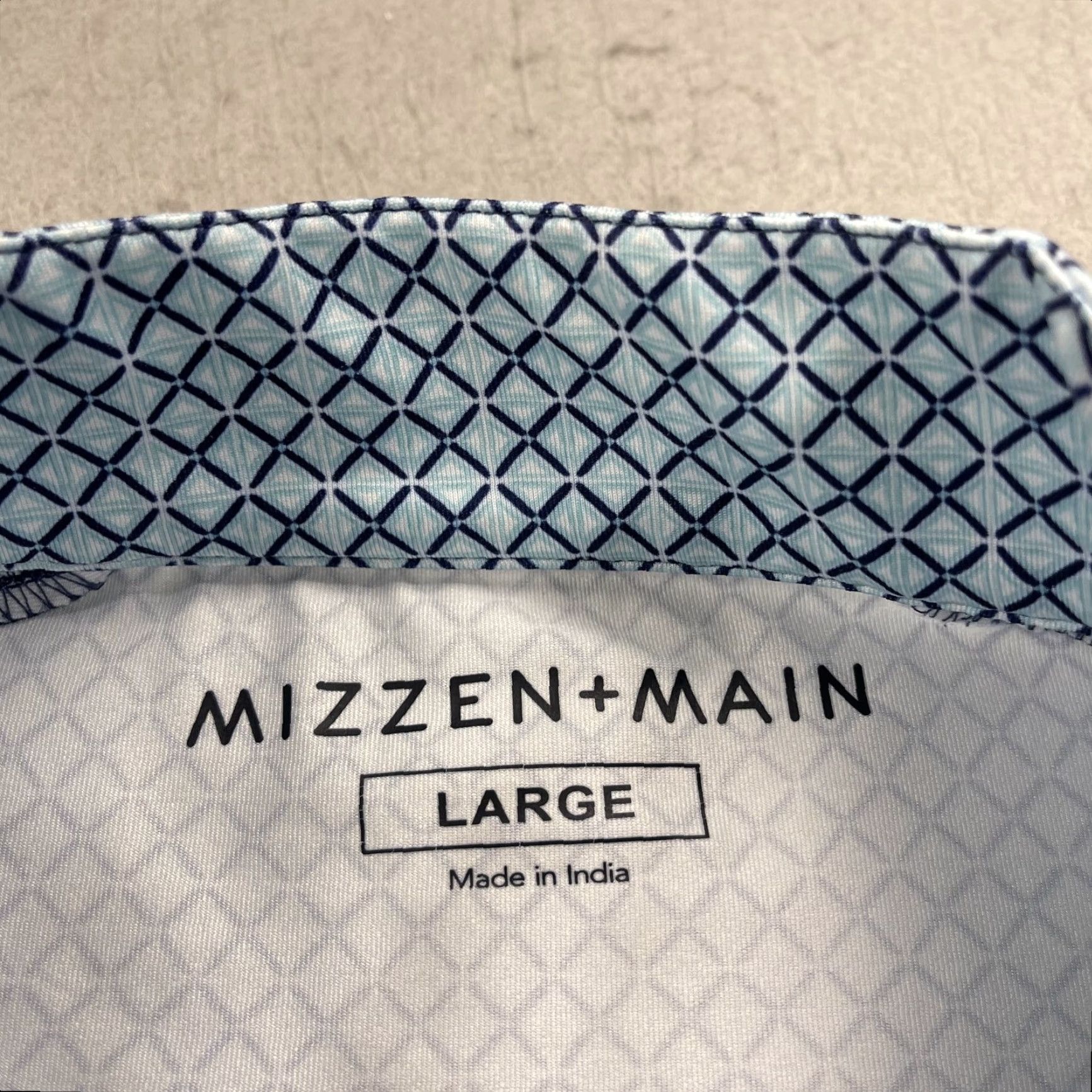 Mizzen+Main Mizzen+Main Pullover Mens Large Blue Geometric 1/4 Zip Mock Neck Stretch AOP Size US L / EU 52-54 / 3 - 5 Thumbnail
