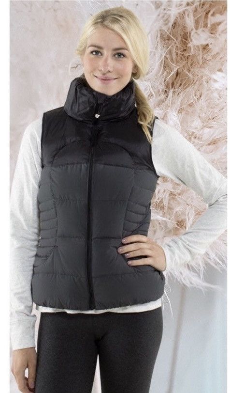 Lululemon Lululemon Fluffin Awesome Vest Grey/Black Sz.6 Size M / US 6-8 / IT 42-44 - 3 Thumbnail