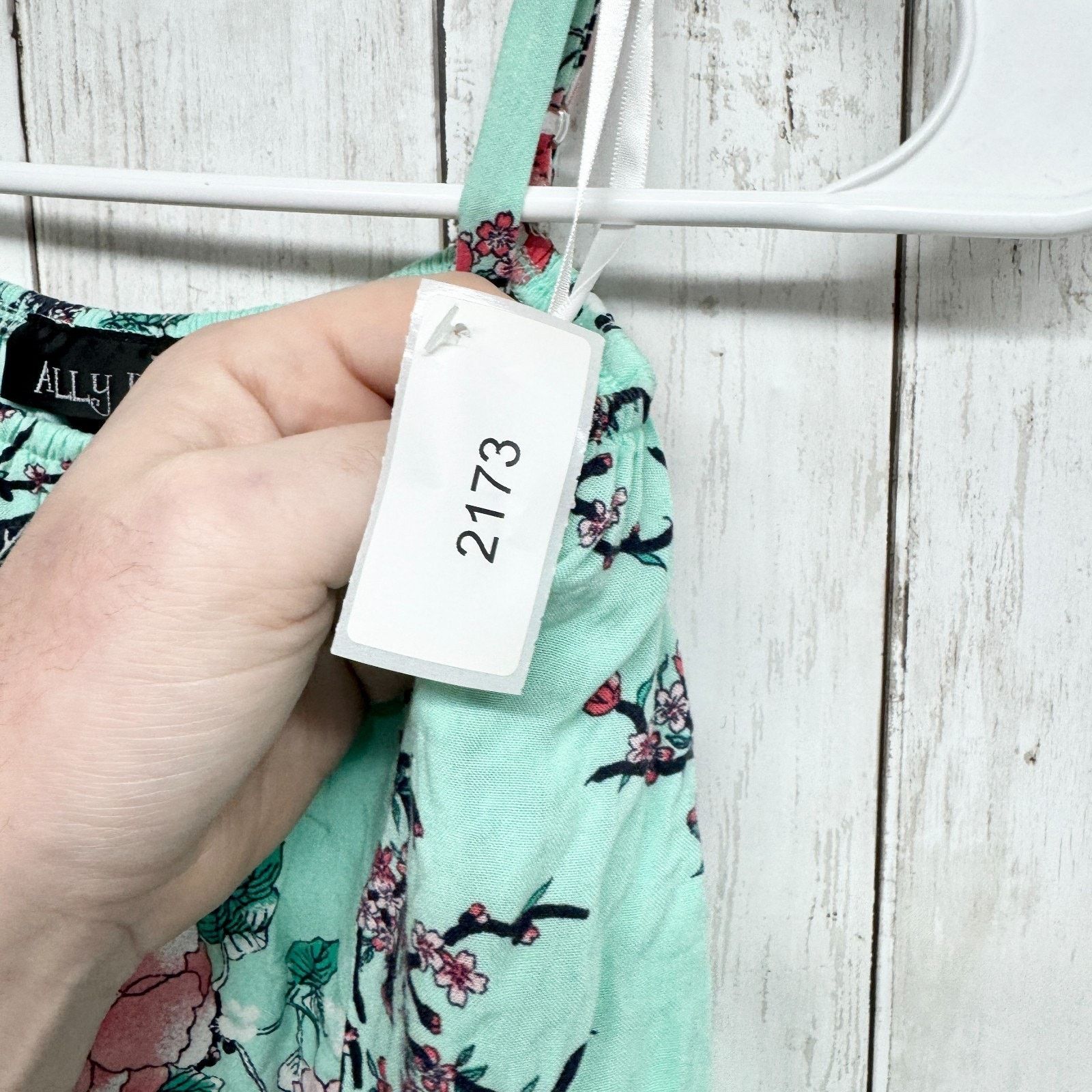 Other Ally B. Romper Size XL Off Shoulder Long Sleeve Teal Floral Size 34" / US 12 / IT 48 - 4 Thumbnail
