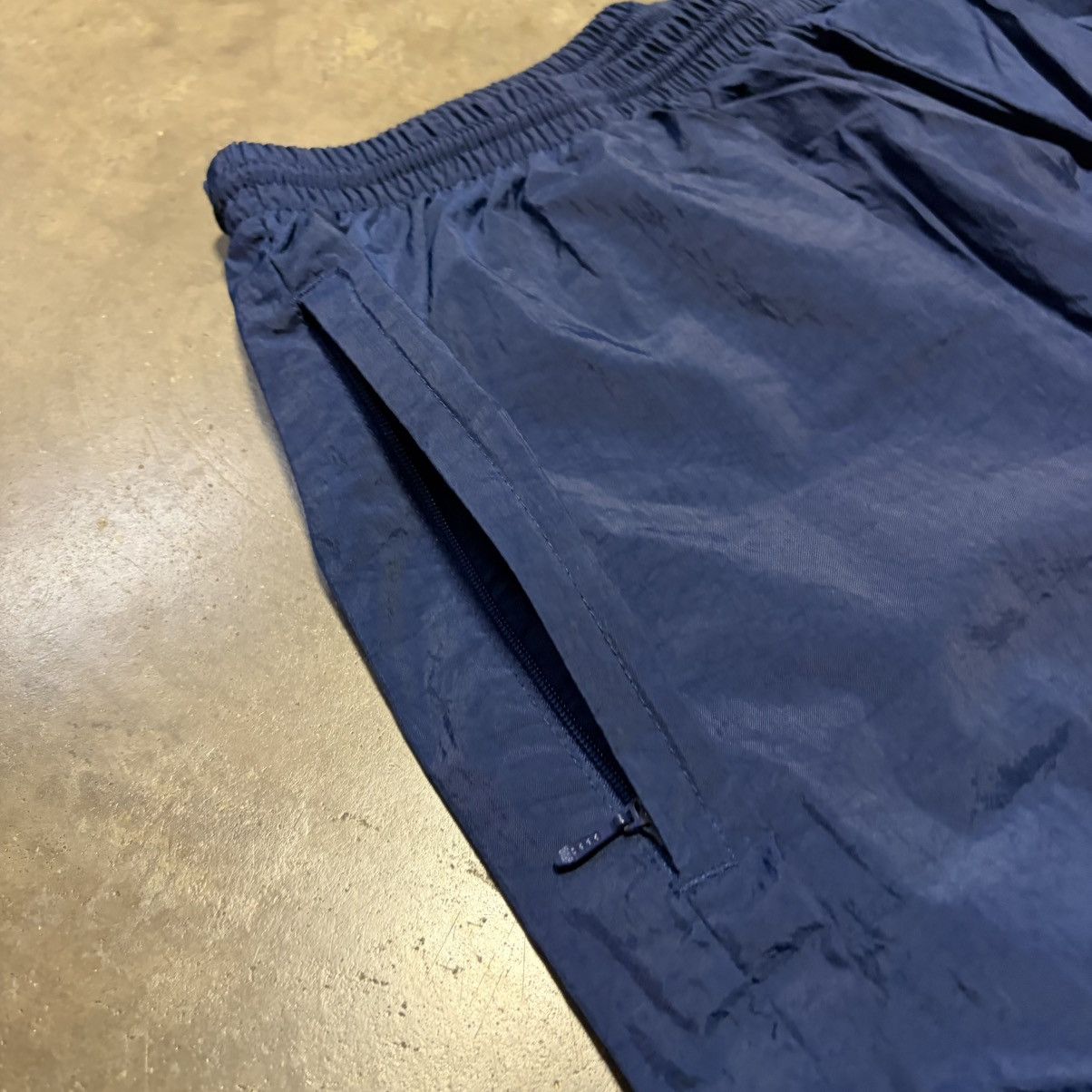 Nike Vintage Nike Track Pants Jogger Sweatpants Nylon Baggy 90s Size US 27 - 6 Thumbnail