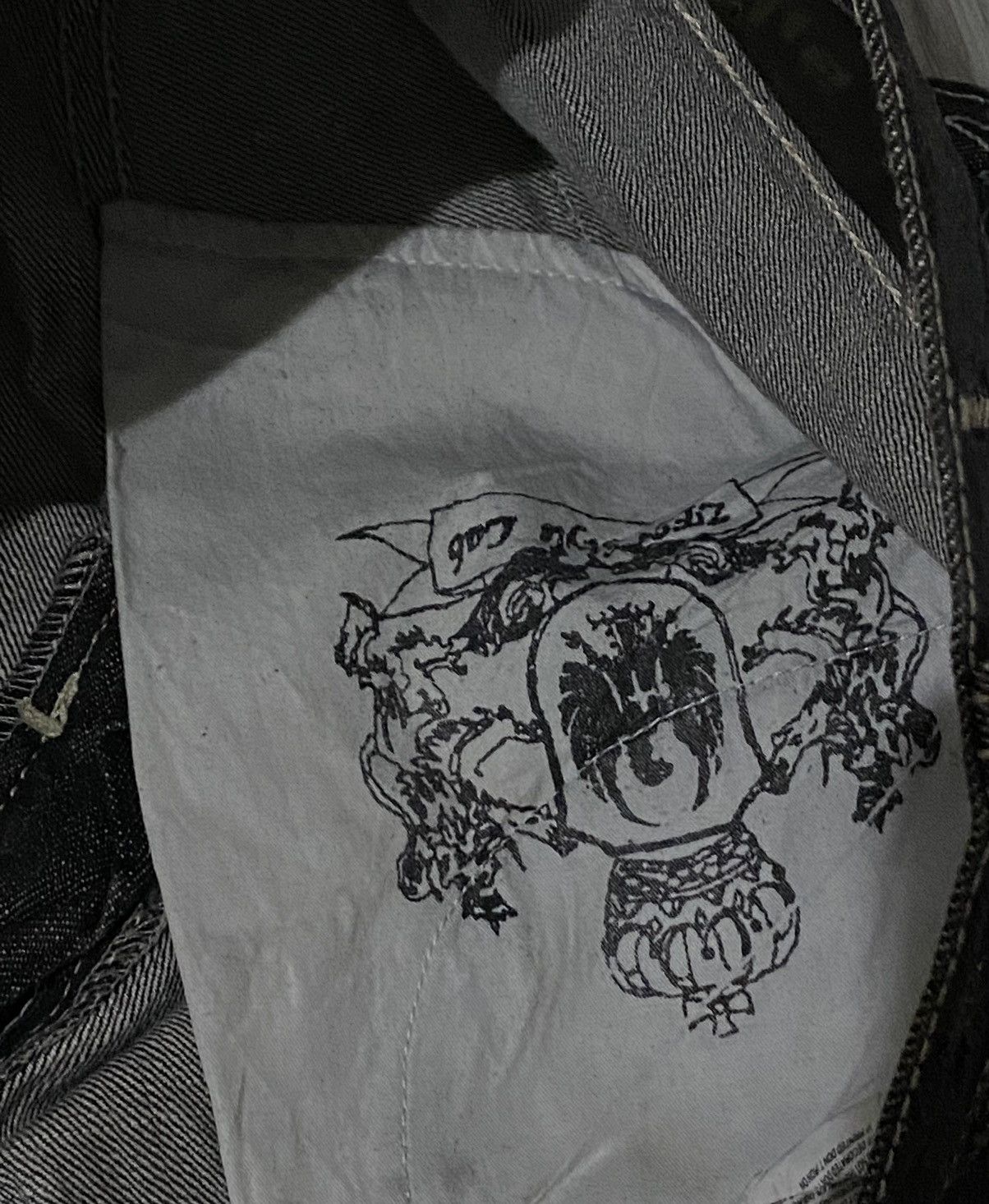 20471120 × GOSTAR DE FUGA × Japanese Brand Zenstyle Lab Japan Jean Pocket Logo Crown Fire Cross Size US 36 / EU 52 - 21 Thumbnail