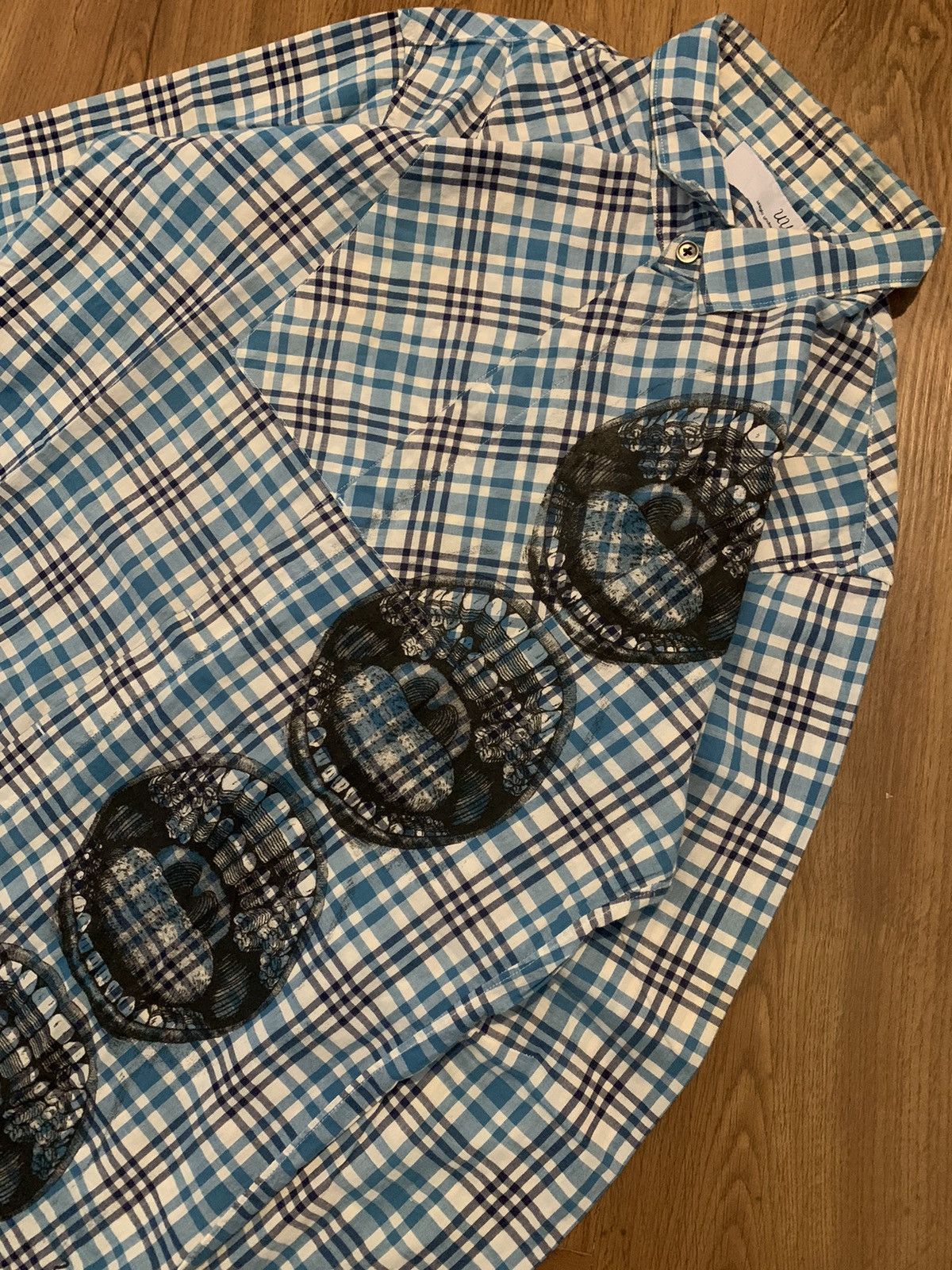 Japanese Brand × Undercover × Uniqlo UNDERCOVER X UNIQLO printed plaid shirt gothic vkei style Size US M / EU 48-50 / 2 - 2 Thumbnail