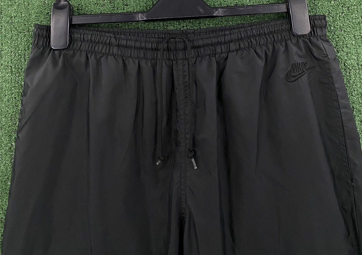 Nike Vintage 90’s Nike Spellout Swoosh Black Windbreaker Pants Size US 34 / EU 50 - 3 Thumbnail