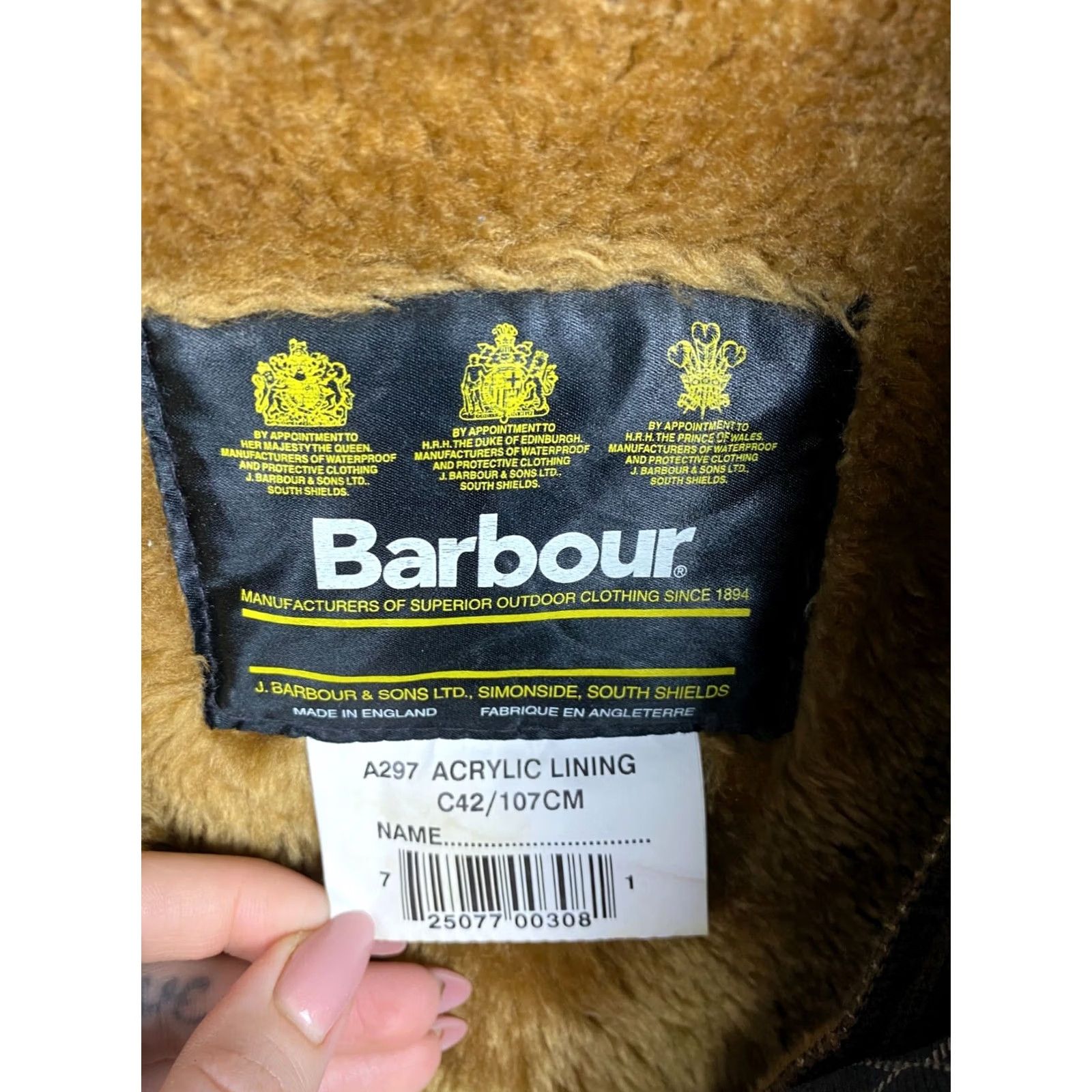 Barbour Barbour Beaufort Vintage Wax Jacket with Acrylic Lining Vest - Worldwide shipping, tracking number, Detailed photos Size US XL / EU 56 / 4 - 6 Thumbnail