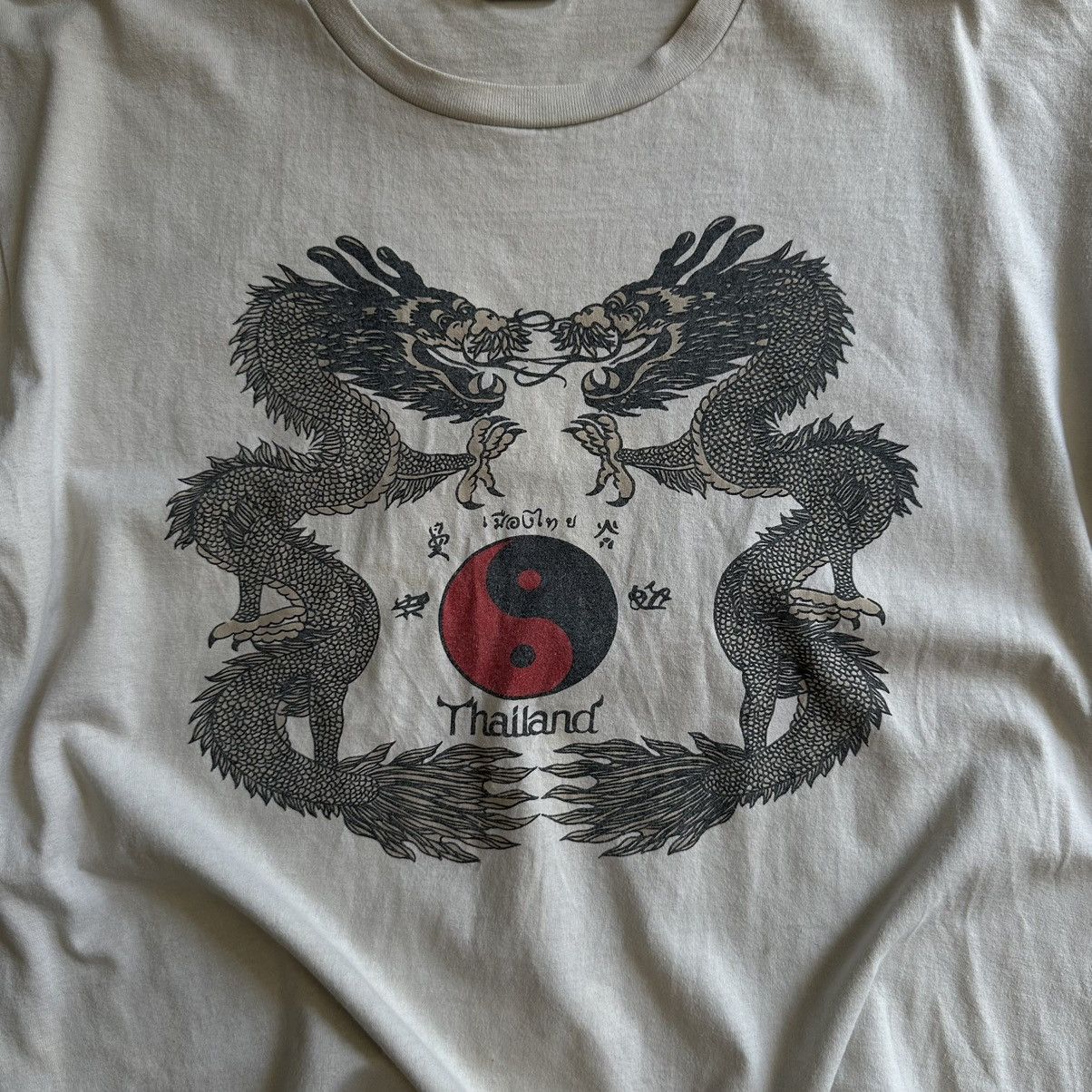 Japanese Brand × Vintage Vintage Japanese Style Thailand T-shirts Big Logo Y2K 00s Size US L / EU 52-54 / 3 - 11 Thumbnail
