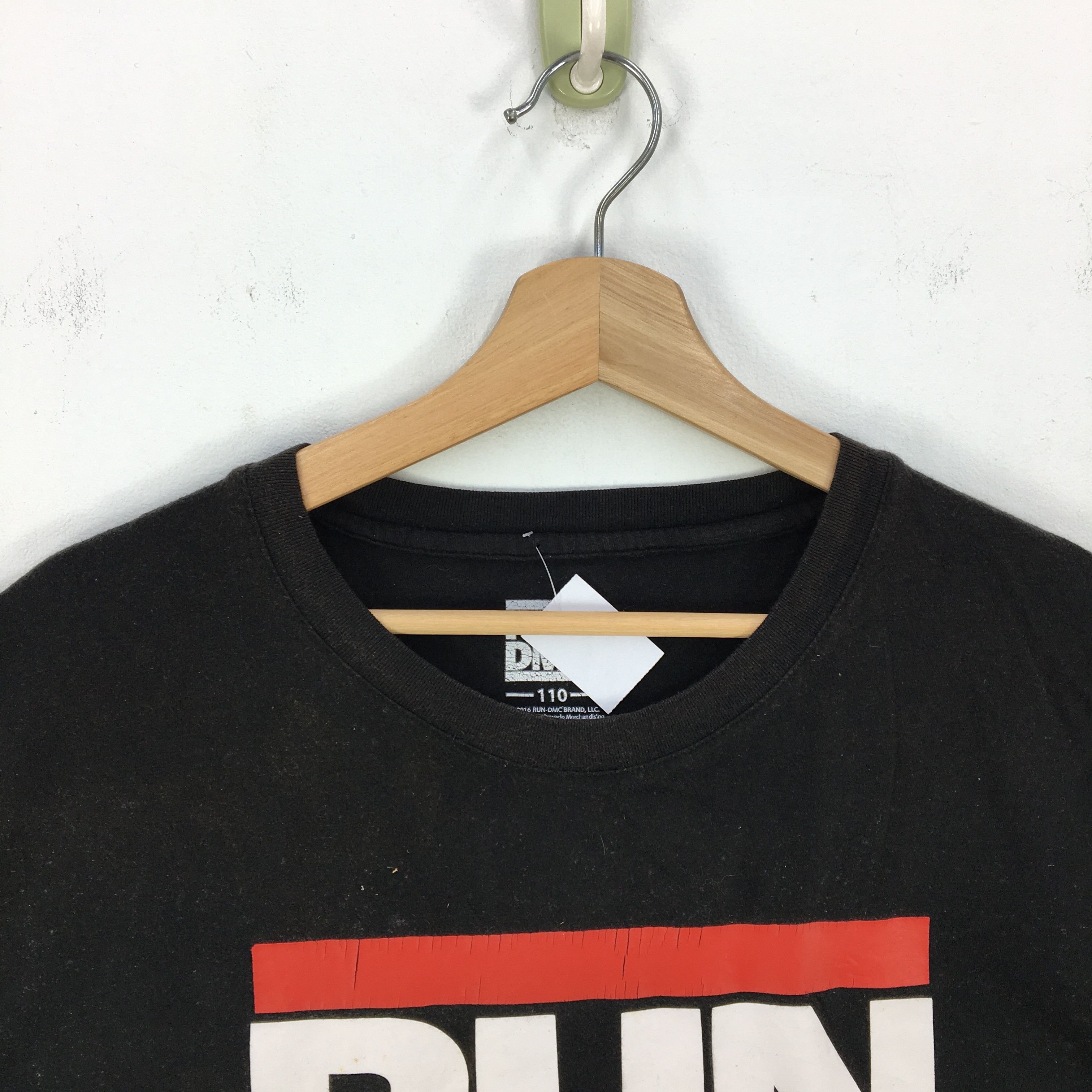 Rap Tees Vintage Run DMC T-Shirt Crewneck Rap Hip Hop Crewneck Tees Size US L / EU 52-54 / 3 - 2 Thumbnail