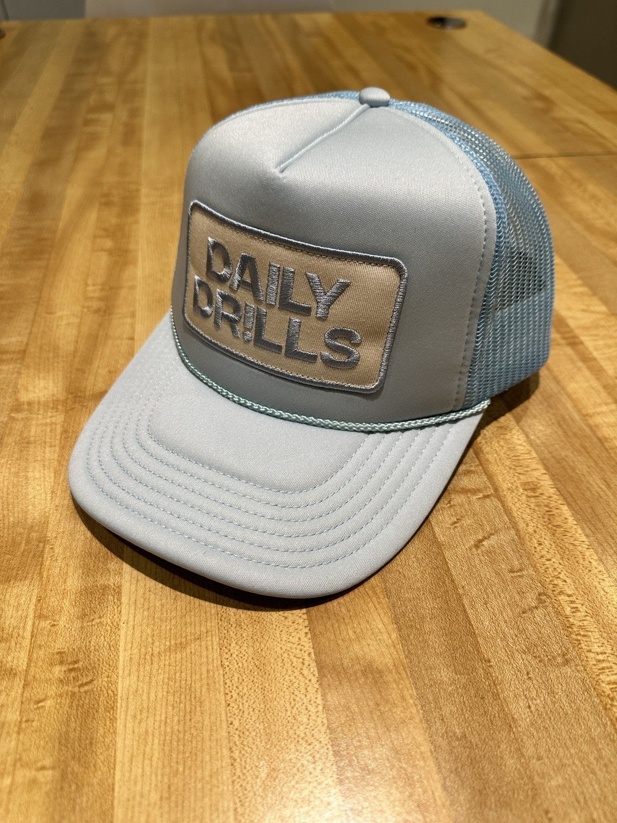 Other Daily Drills NYC pop up trucker hat Size ONE SIZE - 1 Thumbnail