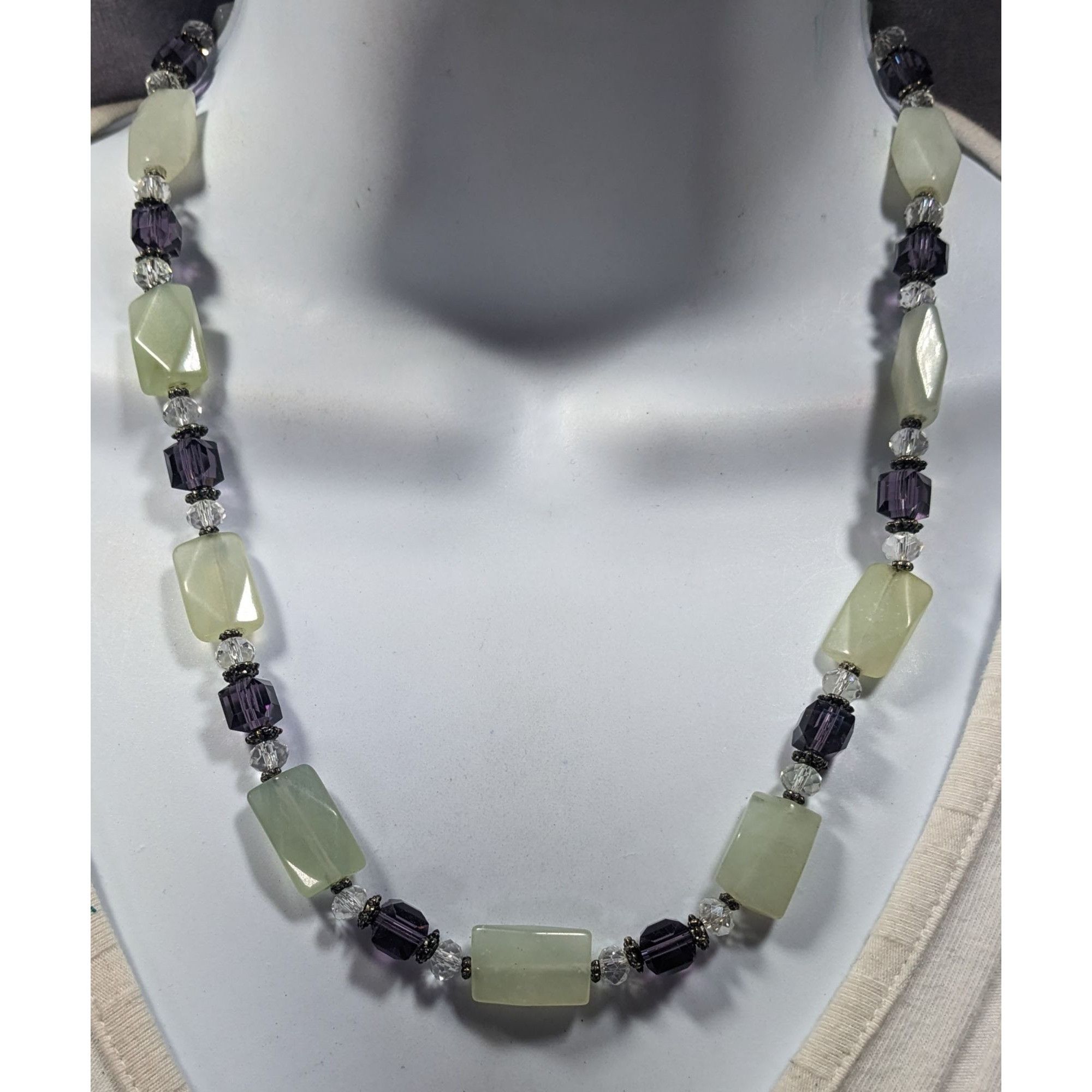 Other Handmade Aventurine And Purple Glass Beaded Necklace Size ONE SIZE - 2 Thumbnail