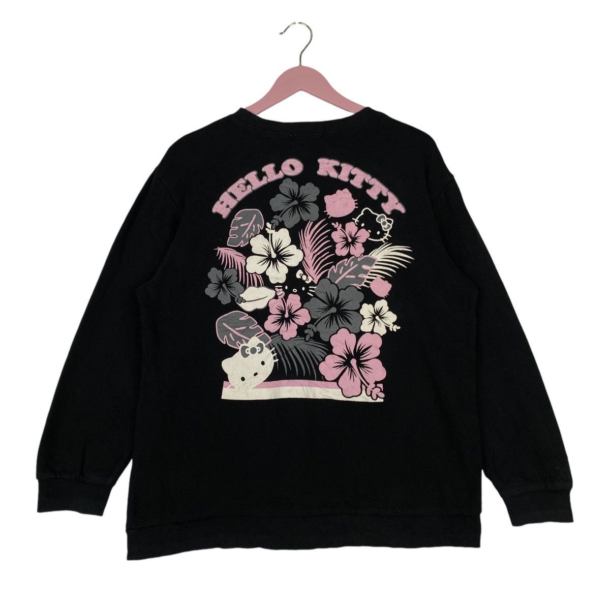 Japanese Brand × Vintage Vintage Hello Kitty Printed Crewneck Sweatshirt Black Pink Size L / US 10 / IT 46 - 1 Thumbnail