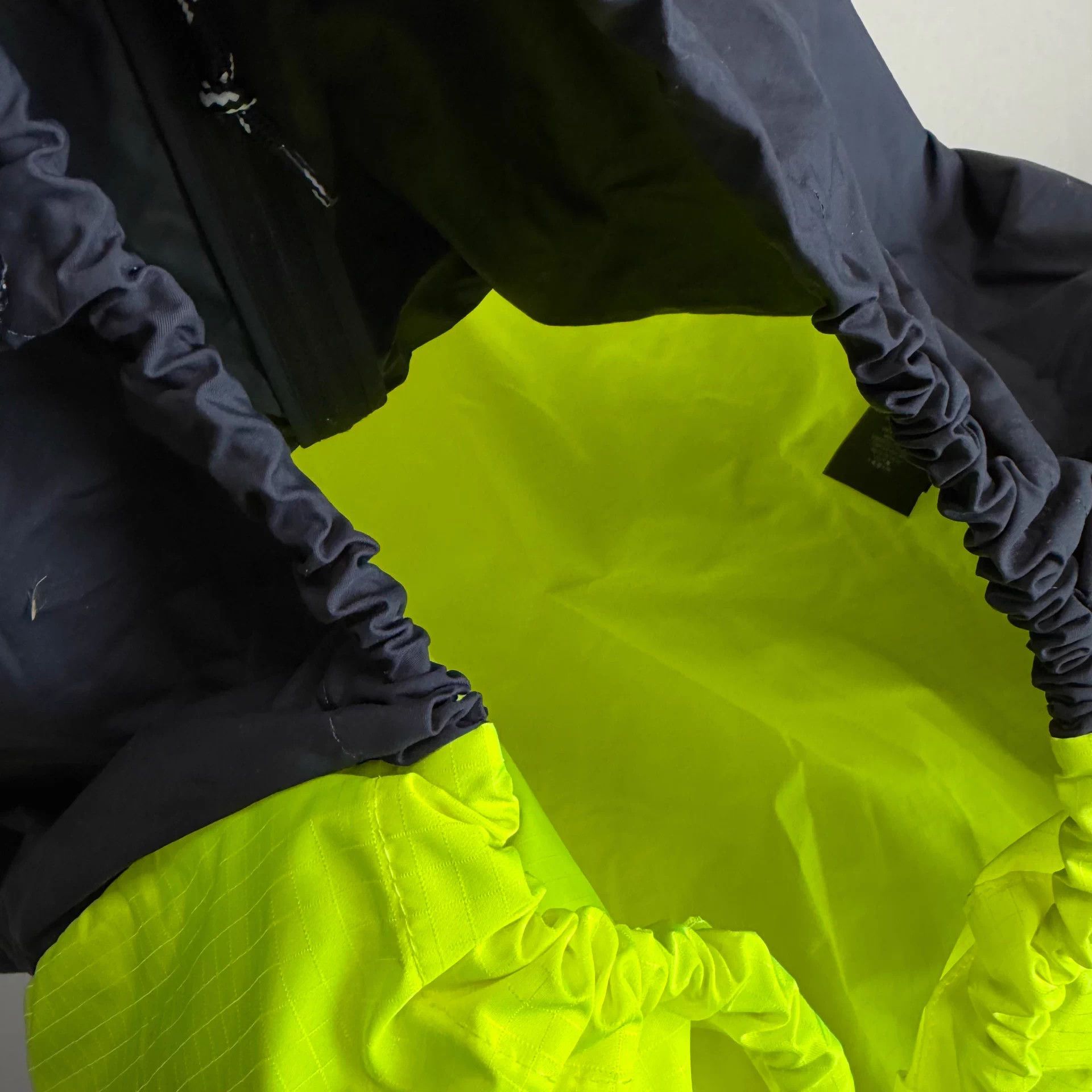 Balenciaga Balenciaga colorblock logo jacket men's 40 yellow Size US XXS / EU 40 - 7 Thumbnail