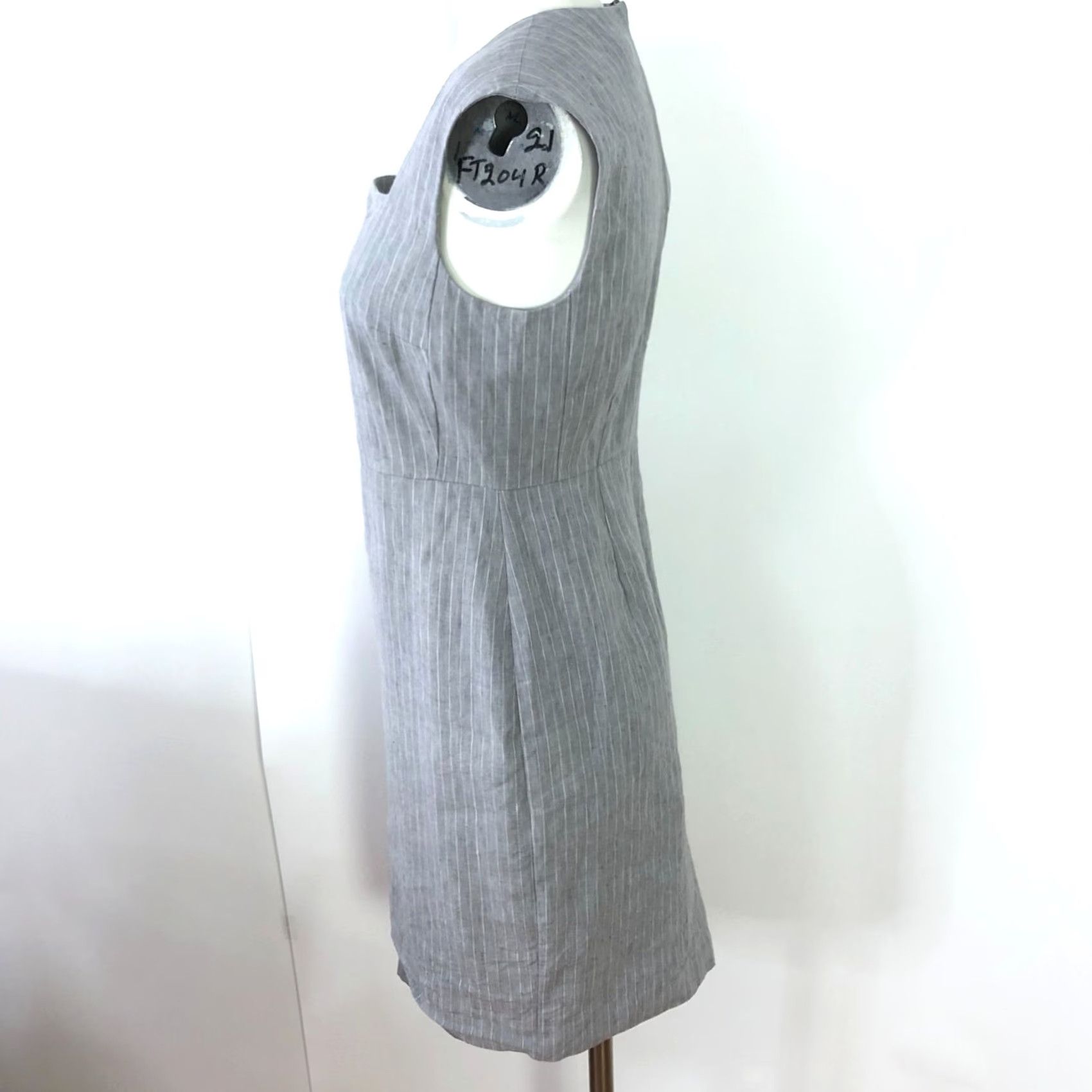 Talbots Talbots Linen Blend Square Neck Sleeveless Striped Above Knee Dress Gray 2 Mint Womens Sleeveless Casual Knee Length Vintage? (No) Size XS / US 0-2 / IT 36-38 - 2 Thumbnail