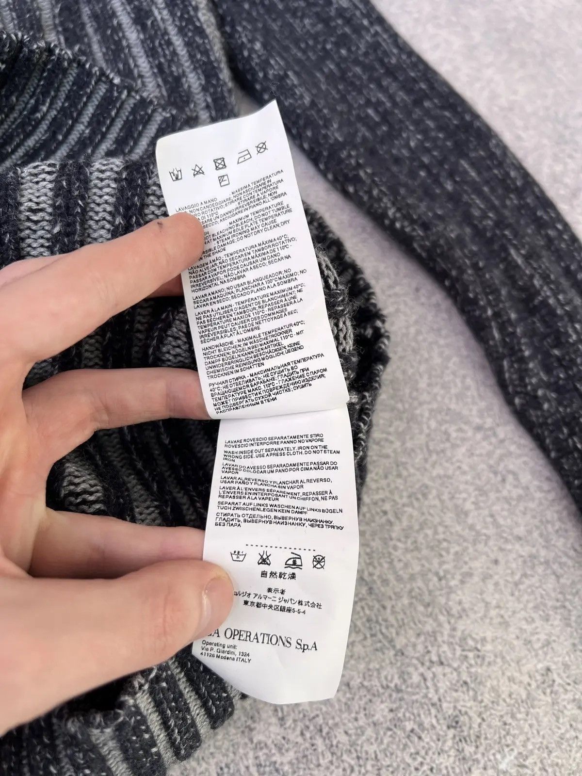 Armani × Vintage Vintage Armani Jeans Ripped Archival Y2k sweater Size US L / EU 52-54 / 3 - 11 Thumbnail