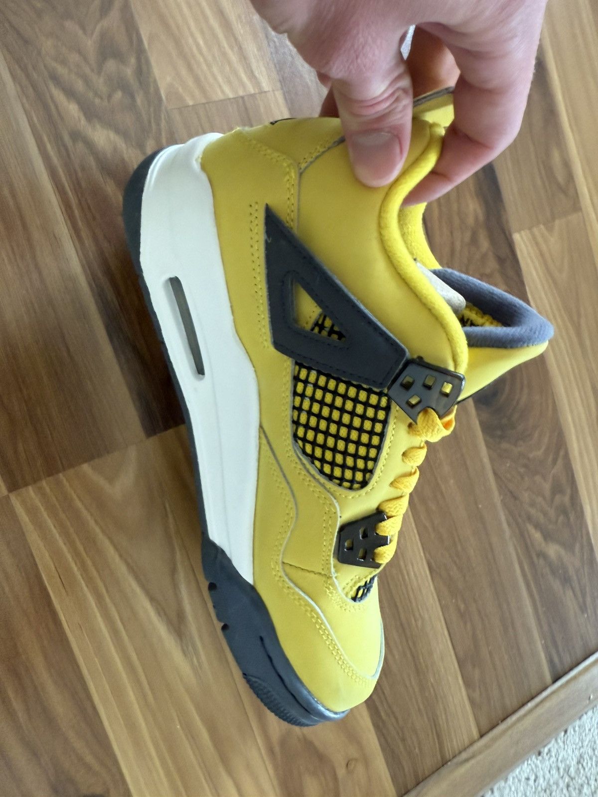 Jordan Brand Jordan 4 6.5 GS Size US 6.5 / EU 39-40 - 4 Thumbnail