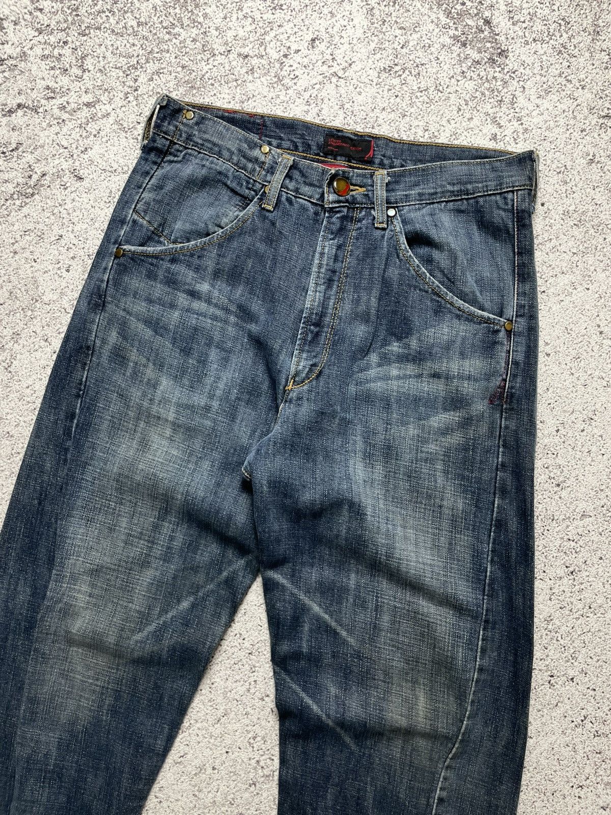 Levi's Vintage Levis Engineered Twisted Jeans Size US 31 - 2 Thumbnail