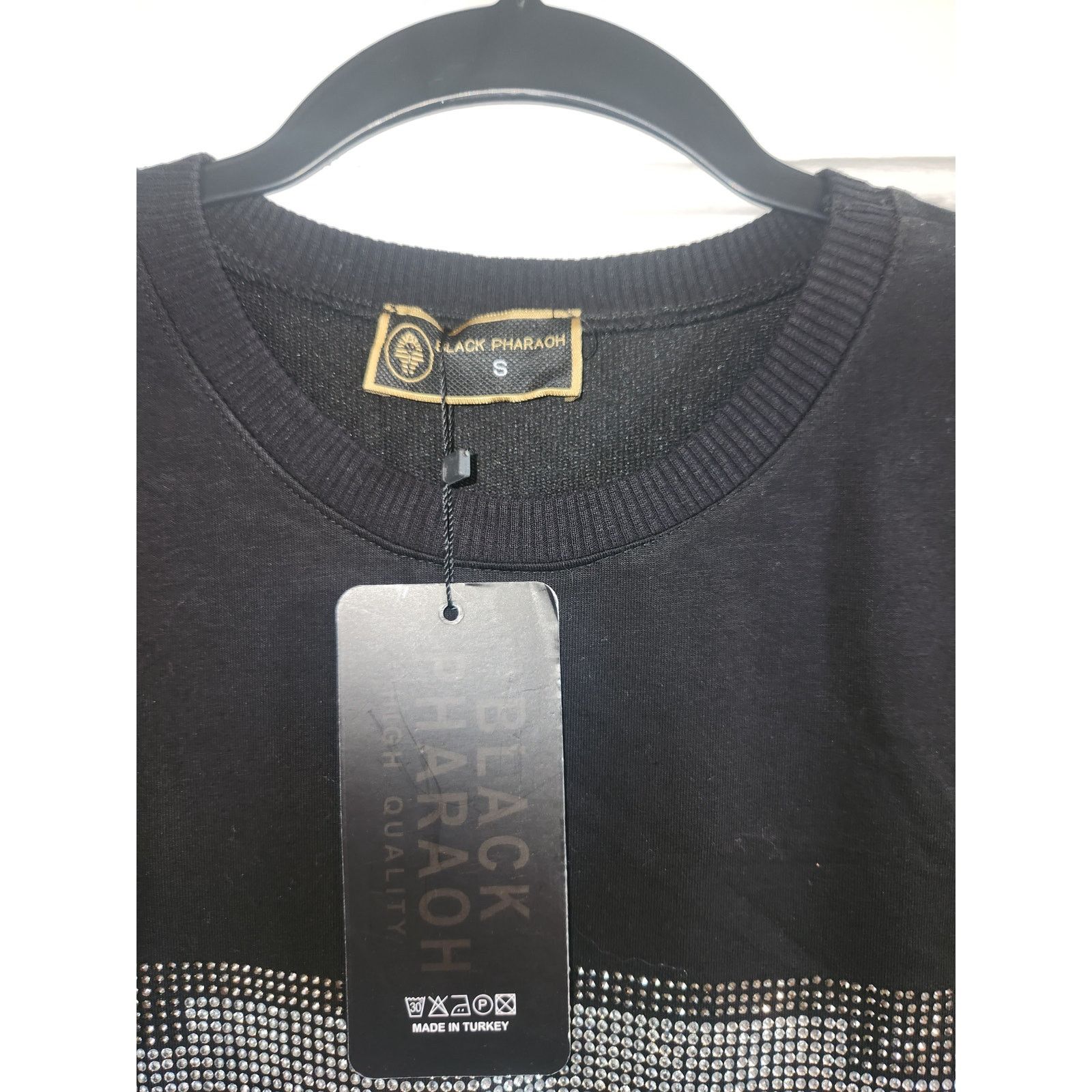 Unknown London Black Pharaoh "no one cares"long sleeve shirt size small NWT Size US S / EU 44-46 / 1 - 2 Thumbnail