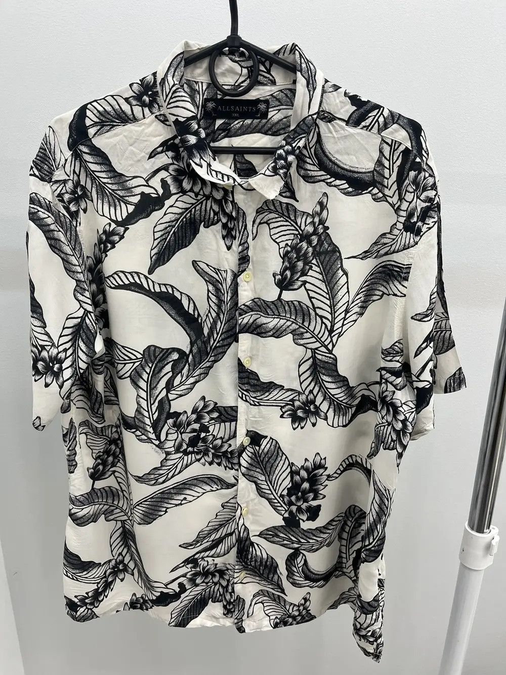 Allsaints Allsaints Floral Printed Viscose Hawaiian Shirt Size US XXL / EU 58 / 5 - 1 Thumbnail