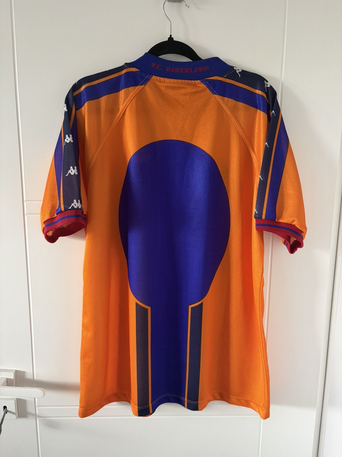 Custo Barcelona Barcelona kappa 1997/1998 Away Vintage Soccer Jersey Size US XL / EU 56 / 4 - 5 Thumbnail