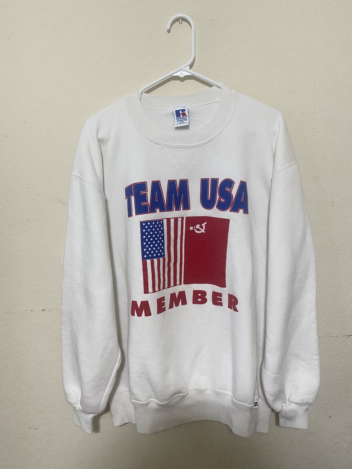 Russell Athletic × Vintage Russel Athletic “Team USA Member” Sweater Size US XXL / EU 58 / 5 - 1 Thumbnail