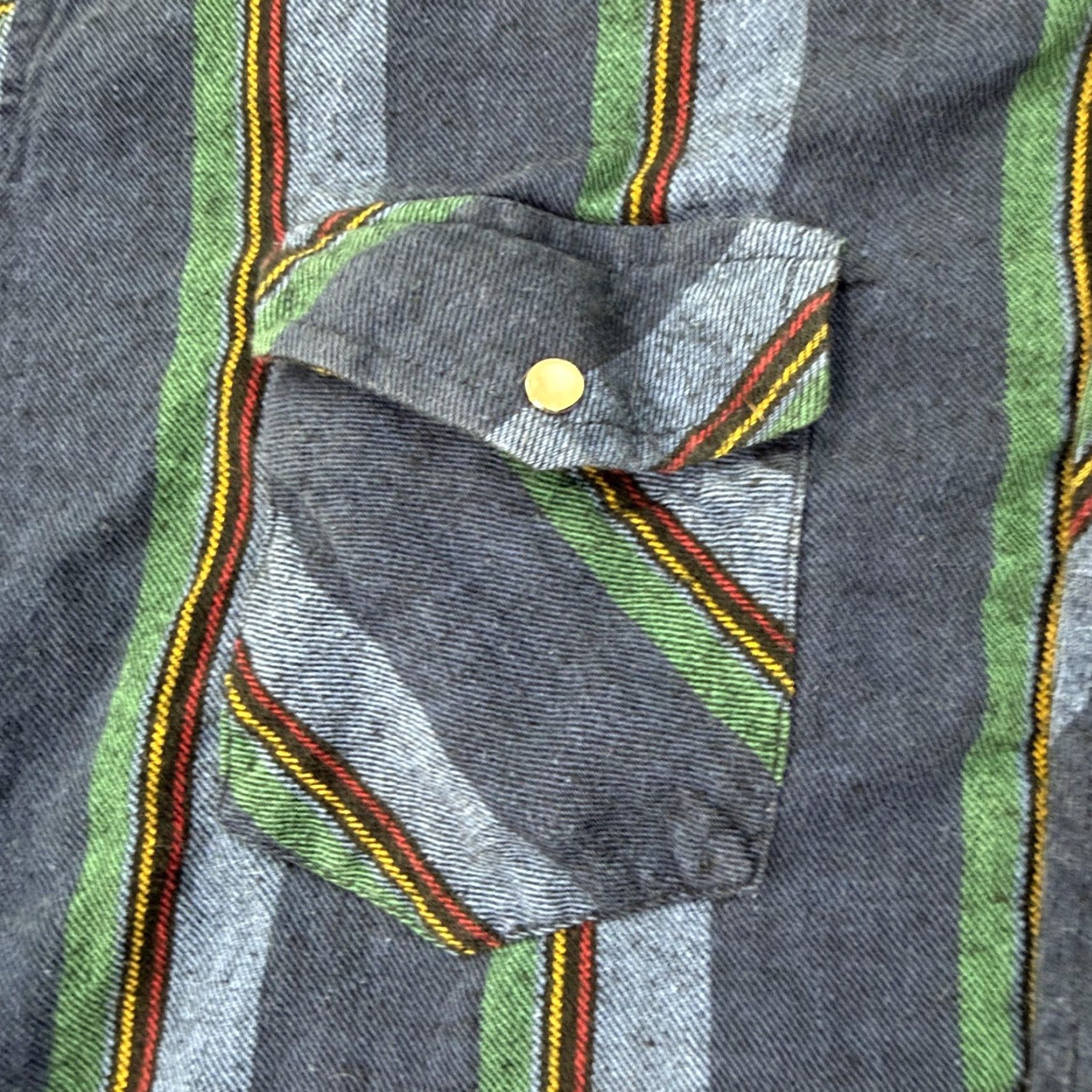 Wrangler VINTAGE Wrangler Shirt Mens XL Blue Green Flannel Western Pearl Snap Stripe 90s Western Mens XL Blue Stripe Shirt Size US XL / EU 56 / 4 - 4 Thumbnail