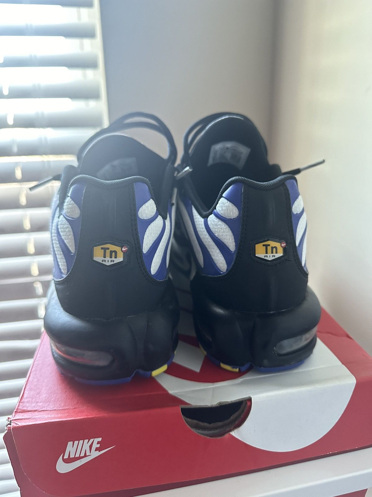 Nike Nike Air Max Plus Size US 11.5 / EU 44-45 - 4 Thumbnail