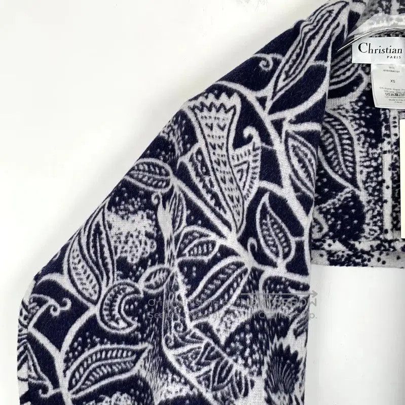 Dior Dior Women's Dark Blue Wool Cardigan . Size XS / US 0-2 / IT 36-38 - 3 Thumbnail