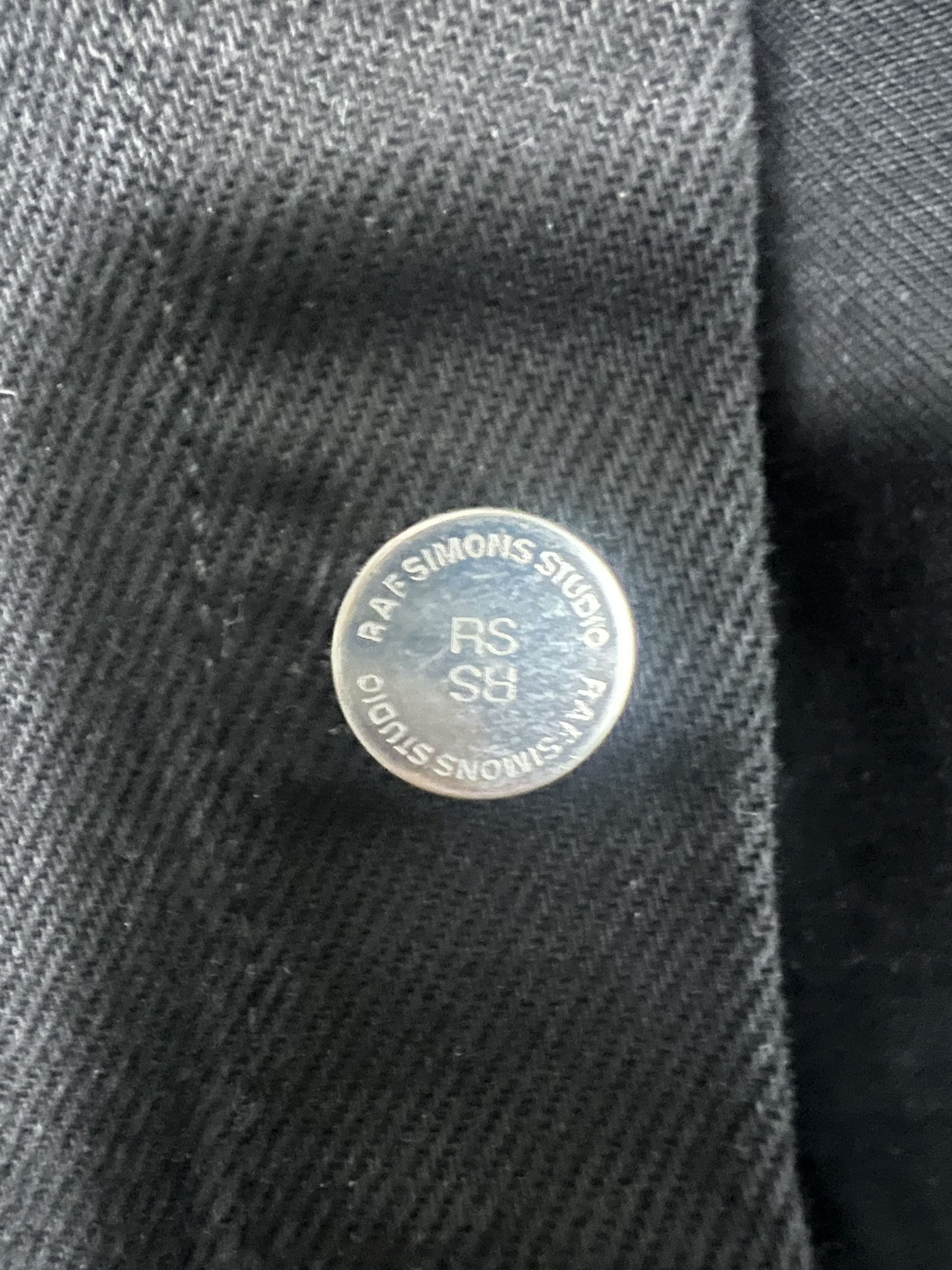 Raf Simons Raf Simons AW20 RS Patch Black Denim Shirt Jacket Size M Size US M / EU 48-50 / 2 - 4 Thumbnail