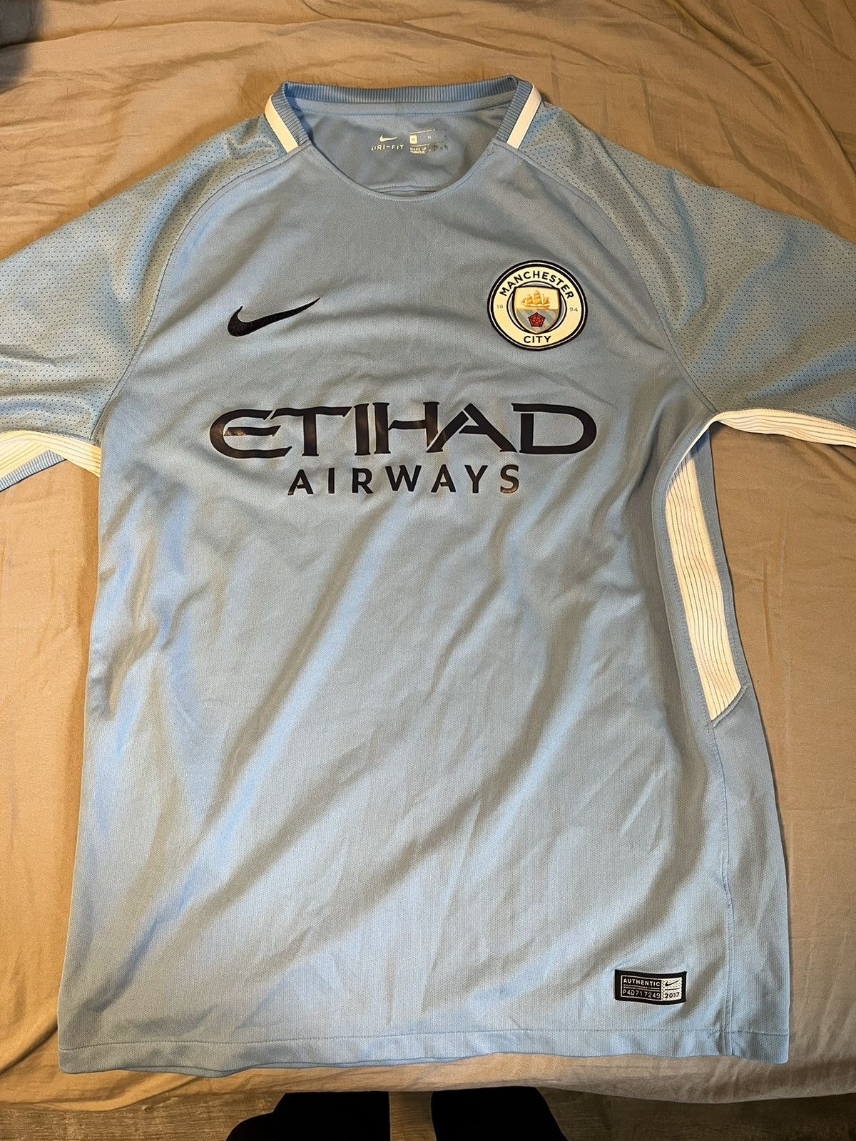 Nike Manchester City 2017 jersey | Grailed