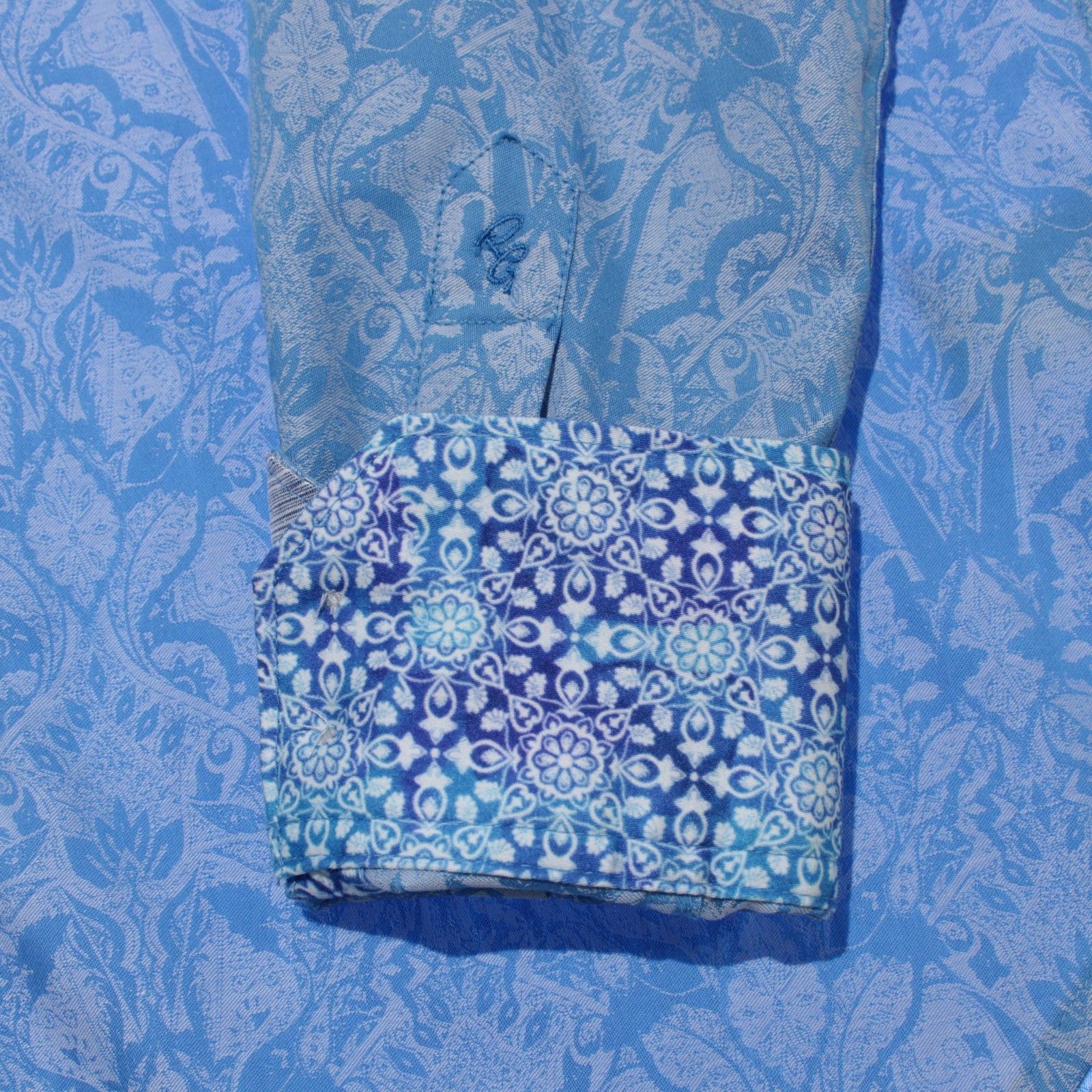 Robert Graham Robert Graham New with tags Shirt Size S US In Blue Size US S / EU 44-46 / 1 - 5 Thumbnail