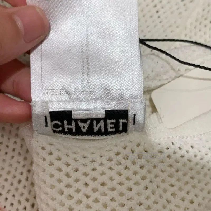 Chanel Chanel Summer White Short Sleeve T-Shirt . Size XS / US 0-2 / IT 36-38 - 5 Thumbnail