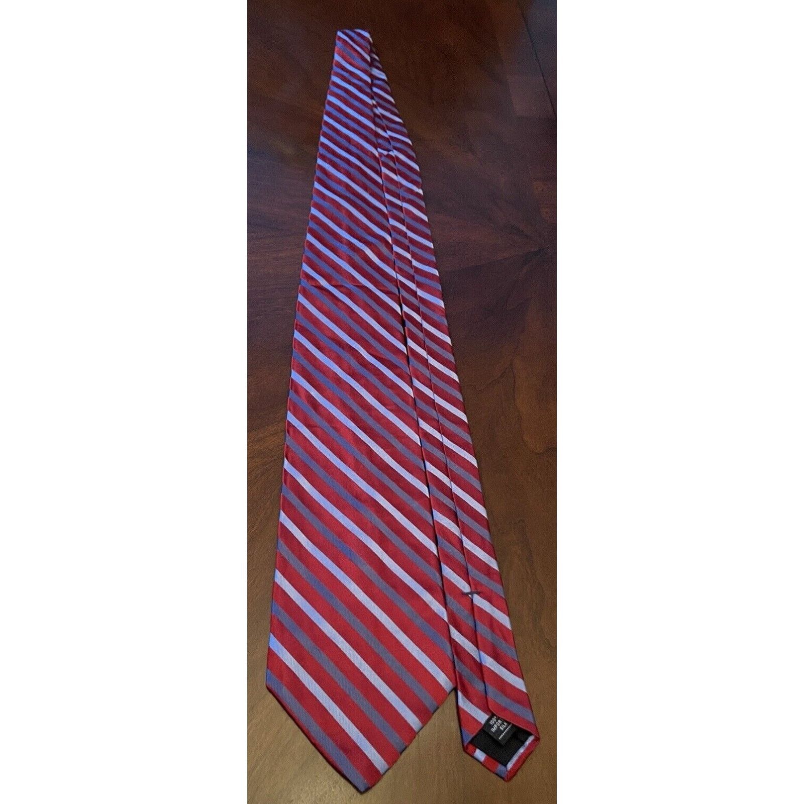 Van Heusen Van Heusen Red Blue 100% Imported Silk Made In USA Size ONE SIZE - 3 Thumbnail