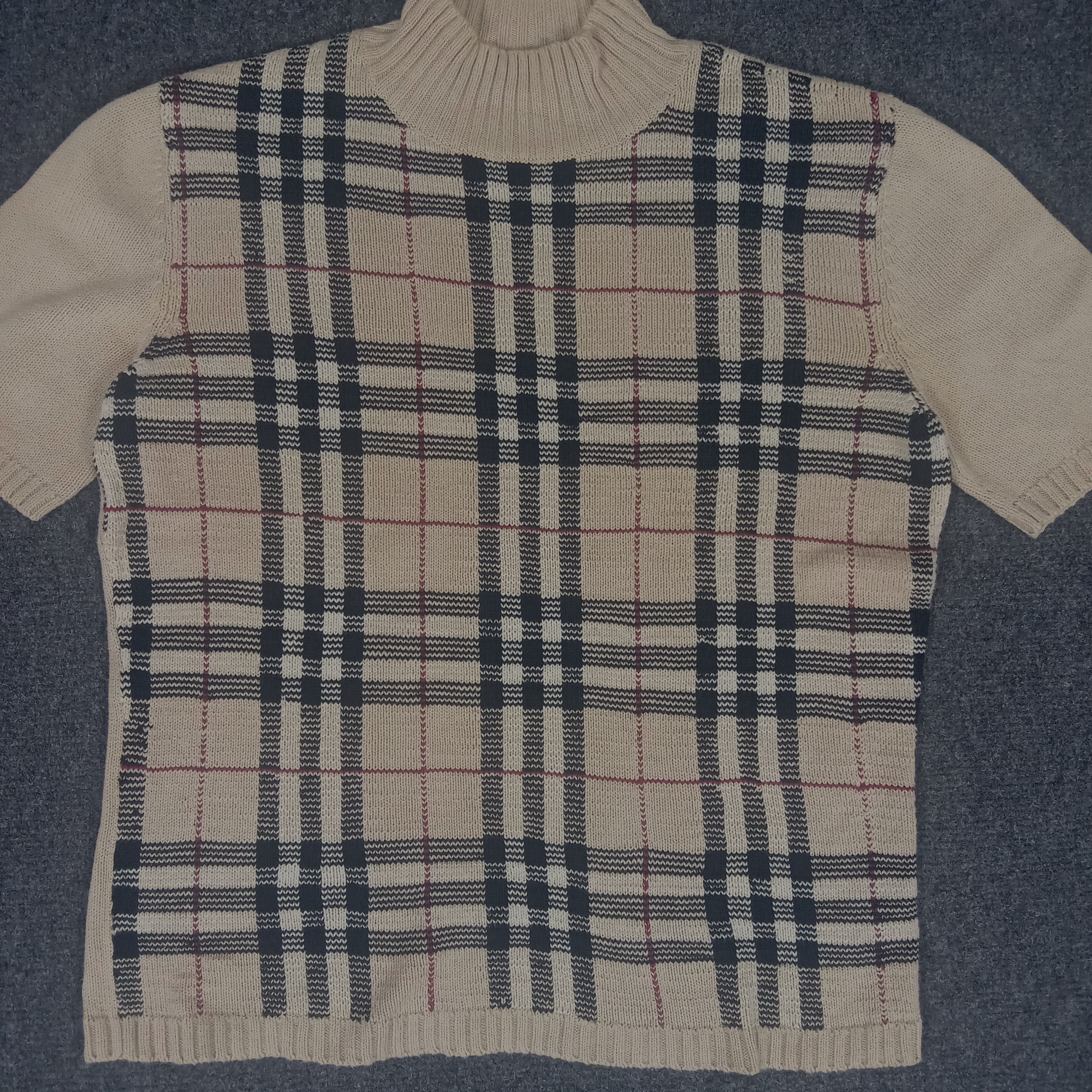 Burberry × Vintage Burberry London Nova Check Design Tshirt Size US S / EU 44-46 / 1 - 2 Thumbnail