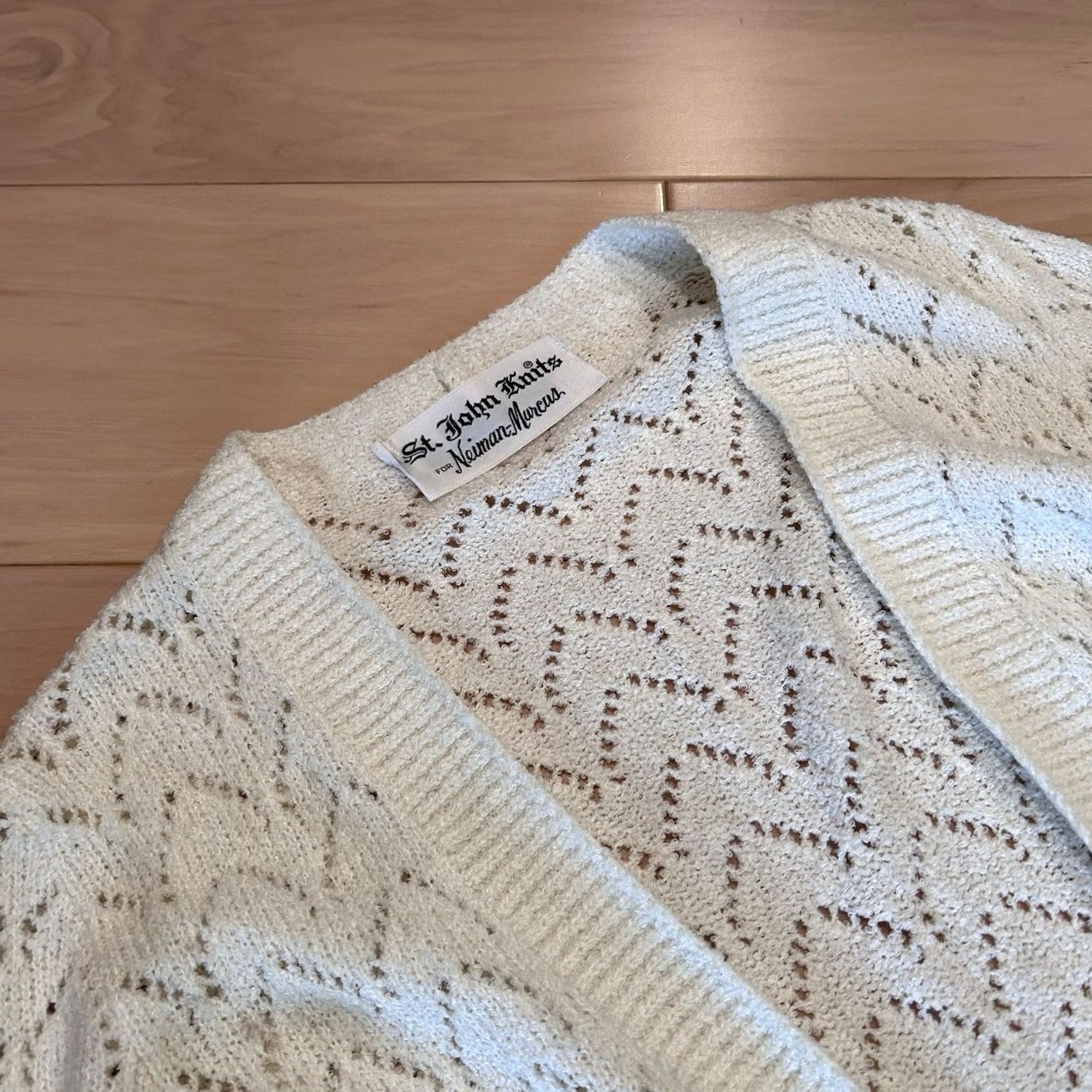 Vintage VINTAGE St John Knits Cardigan Women’s Small for Neiman Marcus Ivory Knit 1980s Art Deco Mens Womens Girls Boys Size S / US 4 / IT 40 - 2 Thumbnail