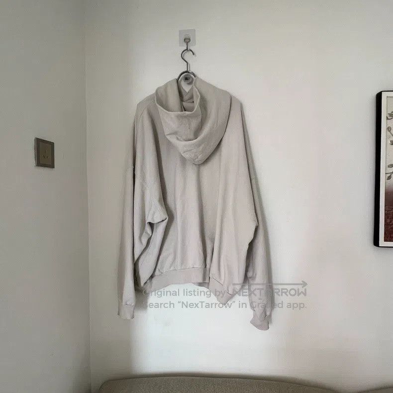 Balenciaga Balenciaga Apple Hoodie Beige Size US S / EU 44-46 / 1 - 2 Thumbnail